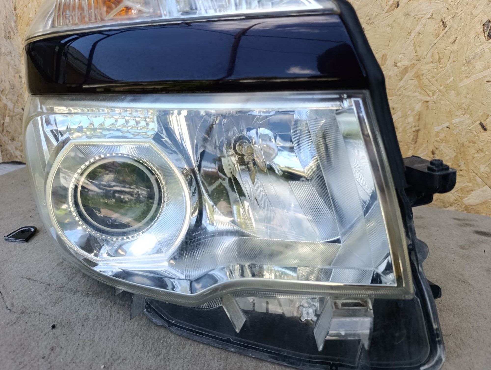 https://ycs.partsauto.market/partsauto-images/thmbs/userImages/d9b05010c61782443e0b3e264cf05921/part/32761a06-8fee-44b7-a7b4-da99ef94d574_1785406851972.jpg