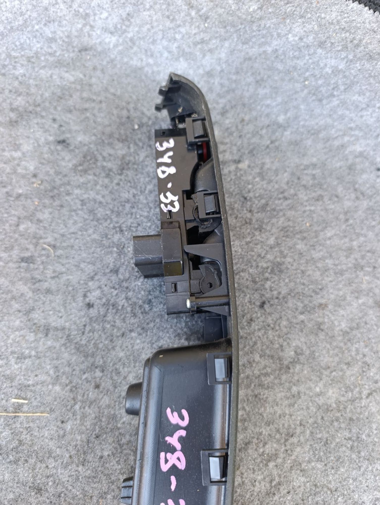 https://ycs.partsauto.market/partsauto-images/thmbs/userImages/d9b05010c61782443e0b3e264cf05921/part/339c0131-e2e7-45b9-aff4-2bd5ee8865b5_1783432404674.jpg
