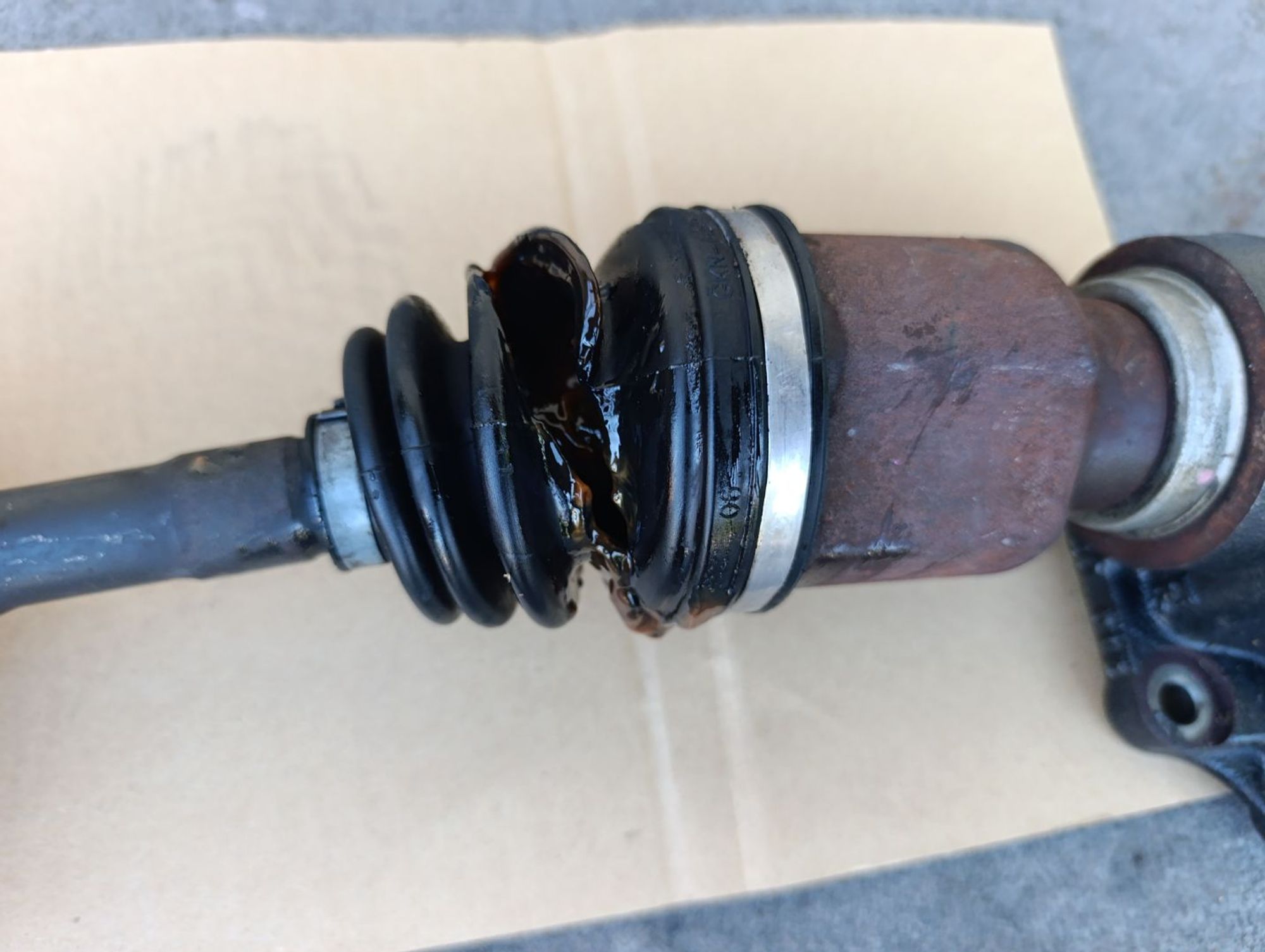 https://ycs.partsauto.market/partsauto-images/thmbs/userImages/d9b05010c61782443e0b3e264cf05921/part/33d3ec22-6427-4a96-b530-daa443fd90ec_1783604988553.jpg
