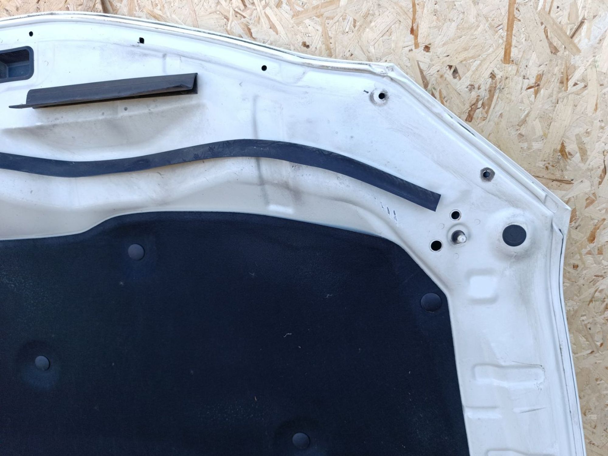 https://ycs.partsauto.market/partsauto-images/thmbs/userImages/d9b05010c61782443e0b3e264cf05921/part/349ff592-208c-43ff-bd1c-6212fcfa5f30_1781705543623.jpg