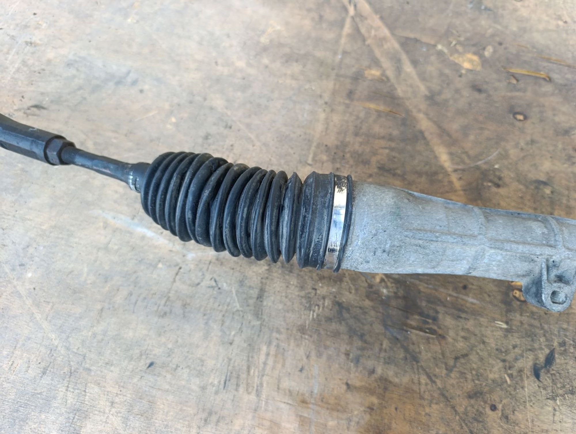 https://ycs.partsauto.market/partsauto-images/thmbs/userImages/d9b05010c61782443e0b3e264cf05921/part/34f2e7f0-649e-45e3-bdc0-125e74bfa691_1784466706534.jpg