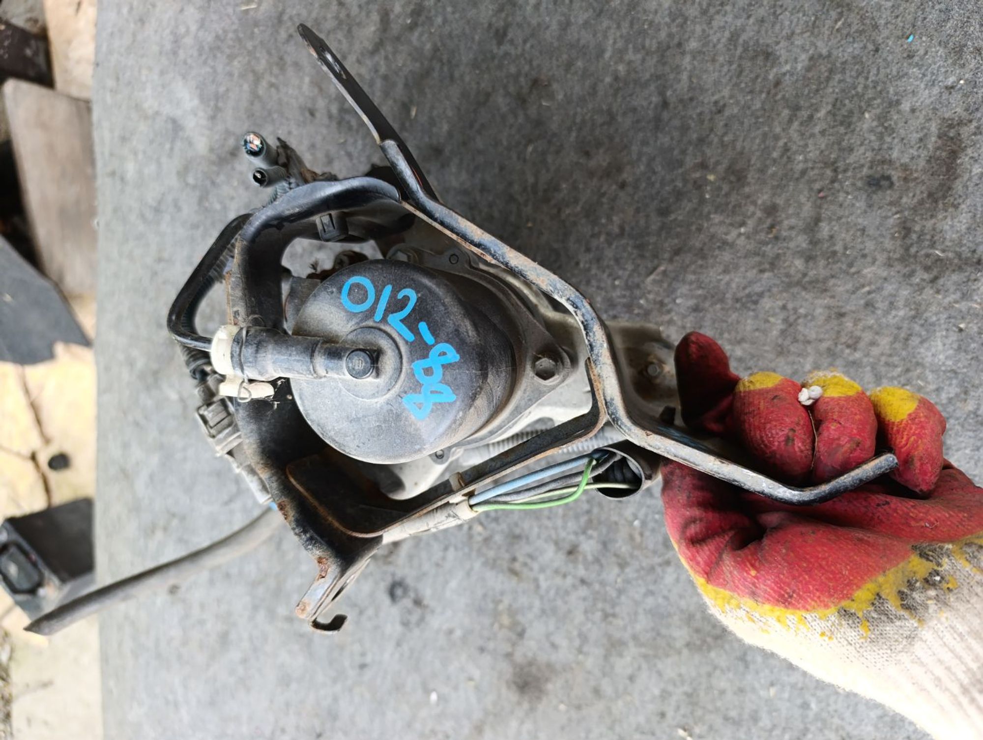 https://ycs.partsauto.market/partsauto-images/thmbs/userImages/d9b05010c61782443e0b3e264cf05921/part/36f68f2b-2136-49c1-9208-ceb046a7ac9f_1783069987183.jpg