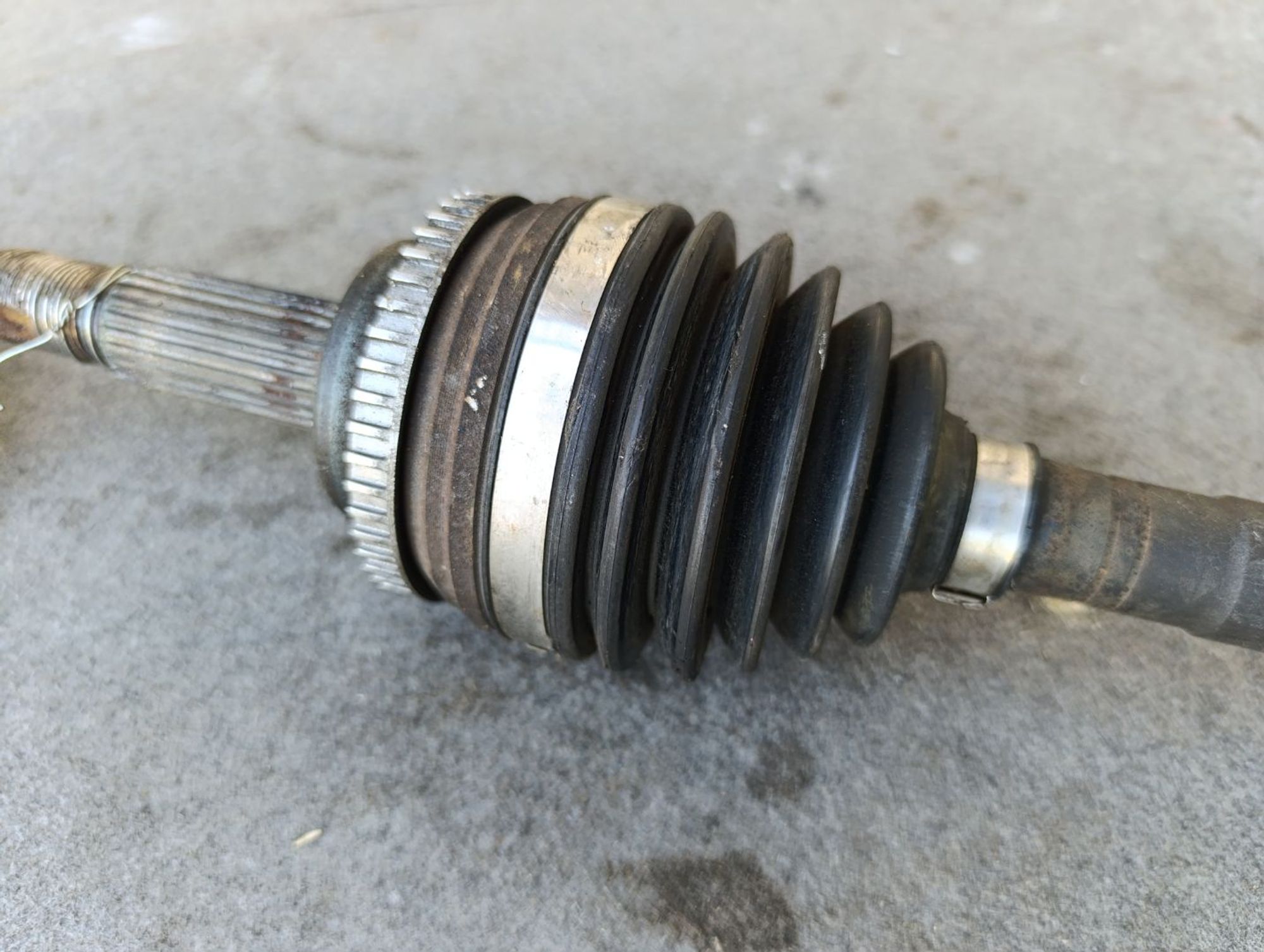 https://ycs.partsauto.market/partsauto-images/thmbs/userImages/d9b05010c61782443e0b3e264cf05921/part/37a79168-b83c-4db4-94f5-5e9fa3addafe_1783603619100.jpg