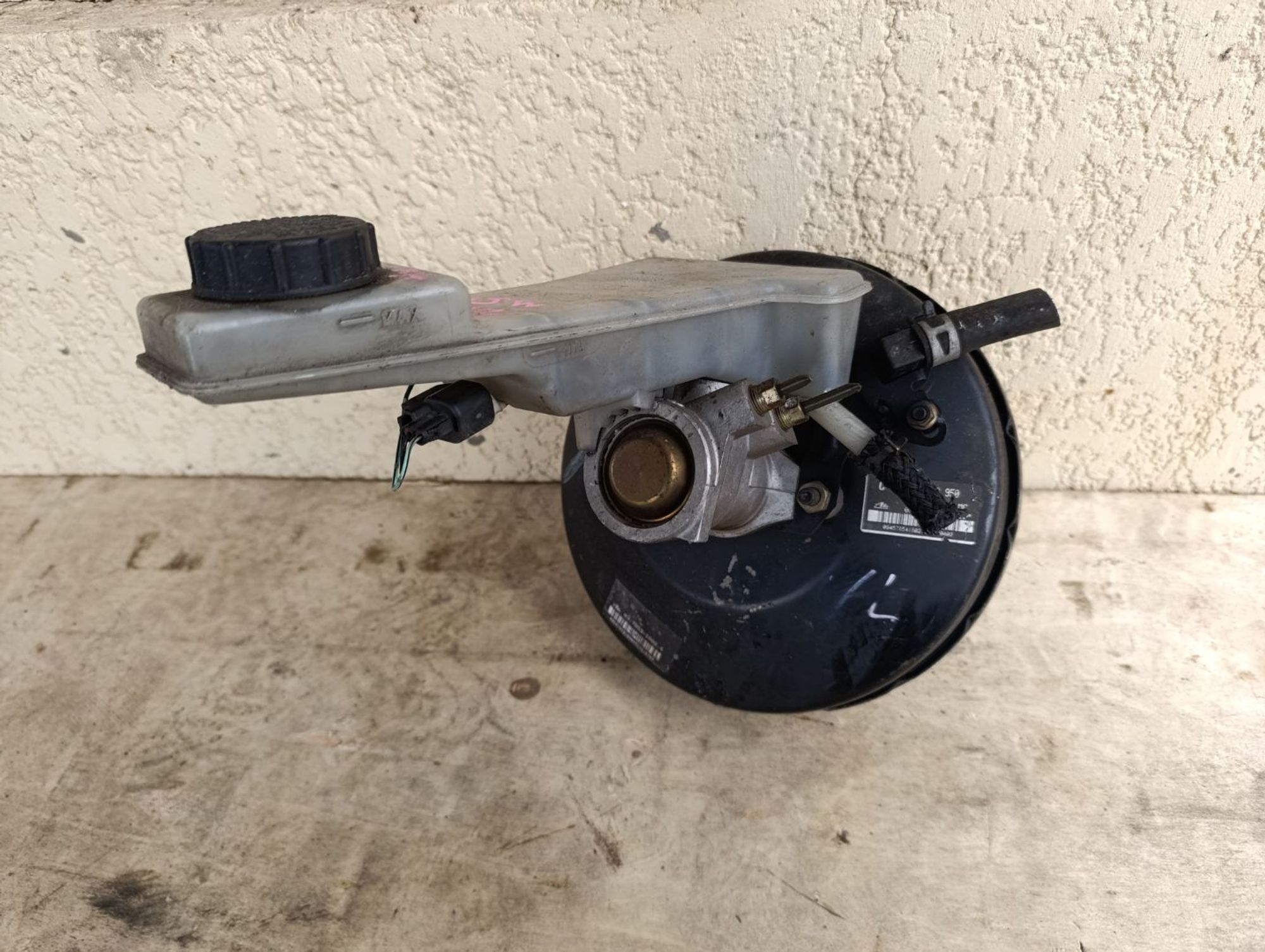 https://ycs.partsauto.market/partsauto-images/thmbs/userImages/d9b05010c61782443e0b3e264cf05921/part/383cfff7-4ec2-44a3-8dbf-5ca1a13e97e3_1733990338505.jpg