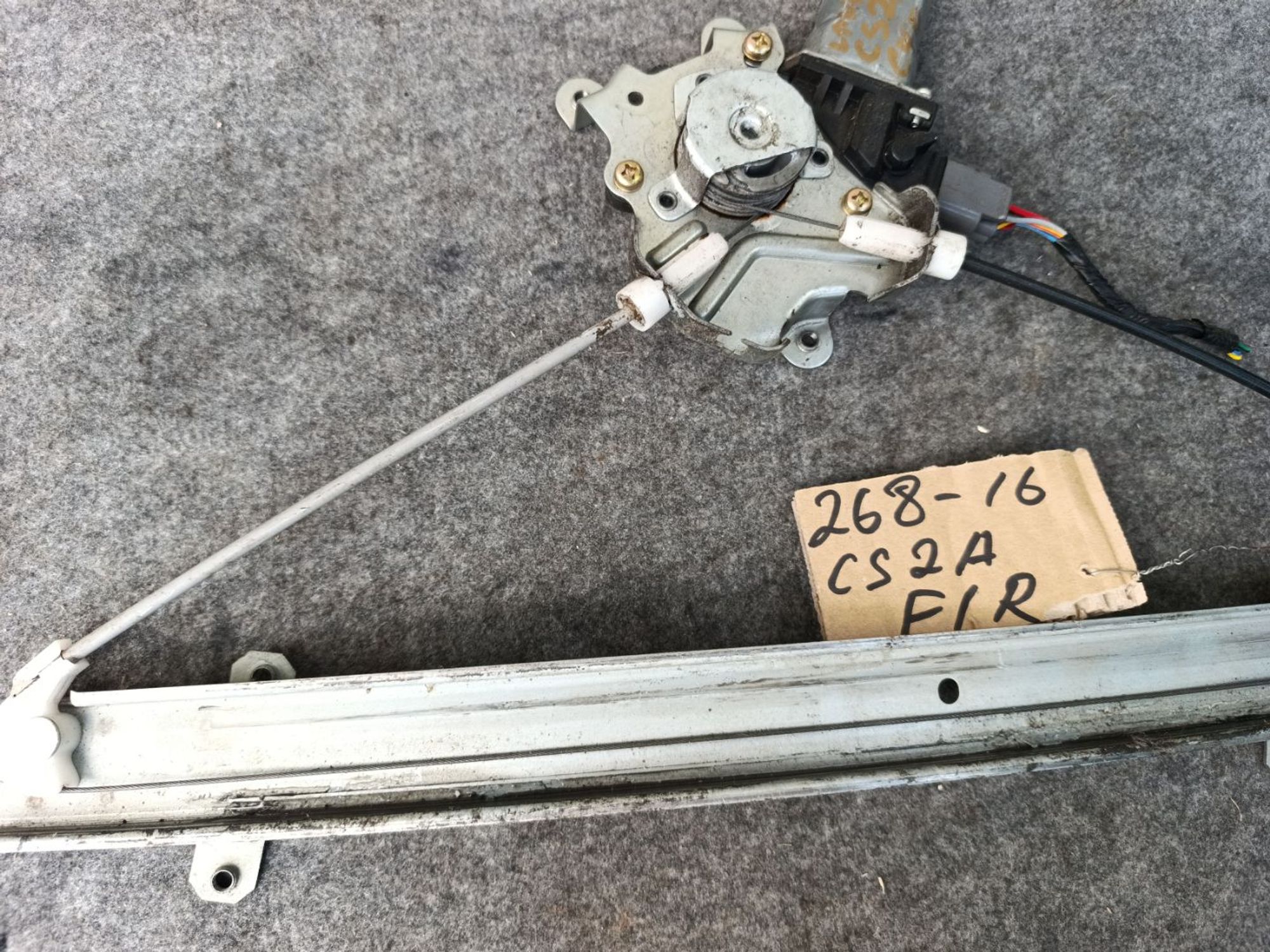 Стеклоподъемник правый Mitsubishi lancer cedia, 5200 рублей, Ленина