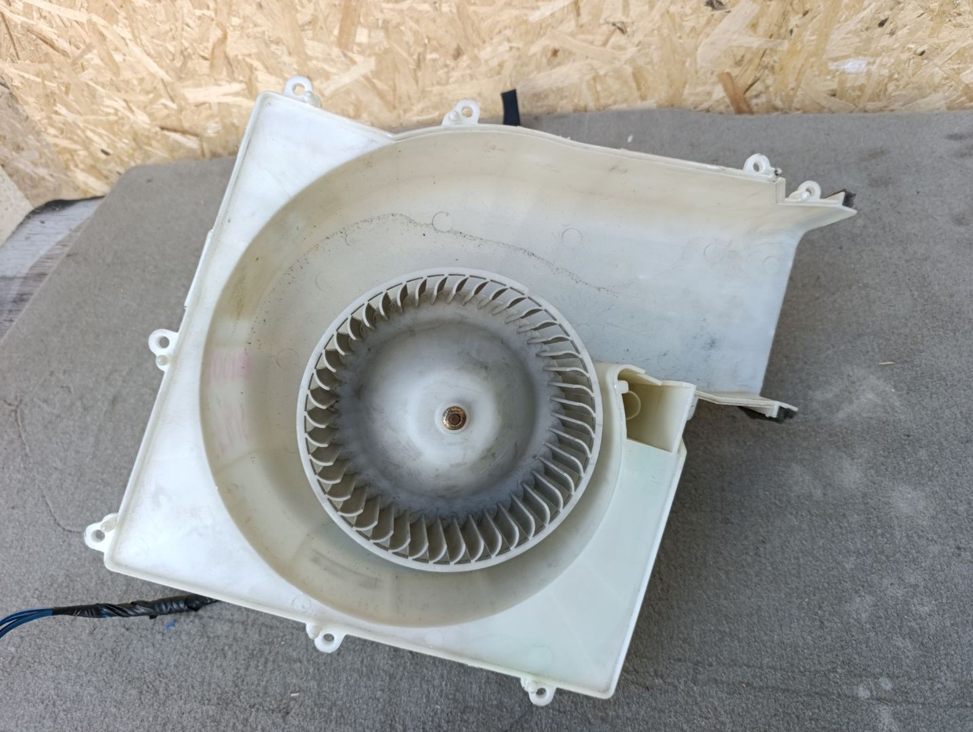 https://ycs.partsauto.market/partsauto-images/thmbs/userImages/d9b05010c61782443e0b3e264cf05921/part/3945ef49-53cb-4231-83c3-7007b4a5db0e_1785417431081.jpg