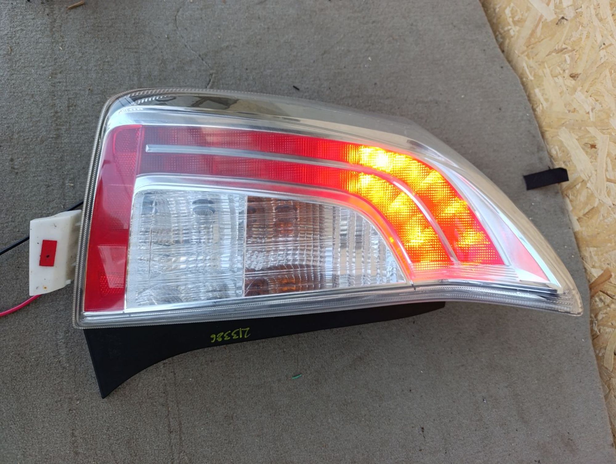 https://ycs.partsauto.market/partsauto-images/thmbs/userImages/d9b05010c61782443e0b3e264cf05921/part/39518735-d69f-421f-9792-fa89a03ad972_1784731802530.jpg