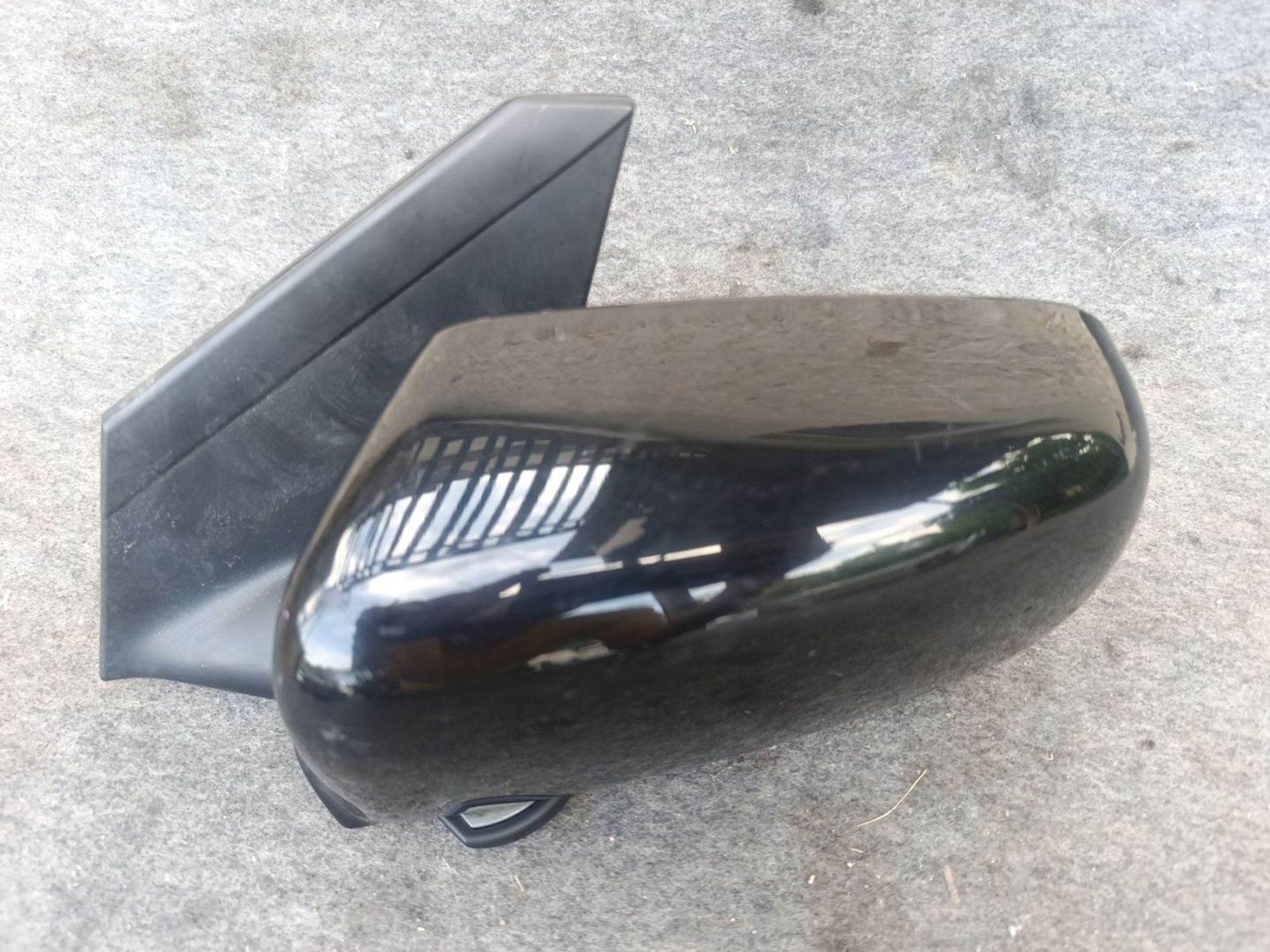 https://ycs.partsauto.market/partsauto-images/thmbs/userImages/d9b05010c61782443e0b3e264cf05921/part/3af24592-f55b-49f3-9117-0d5c39c1d7f2_1779108361074.jpg