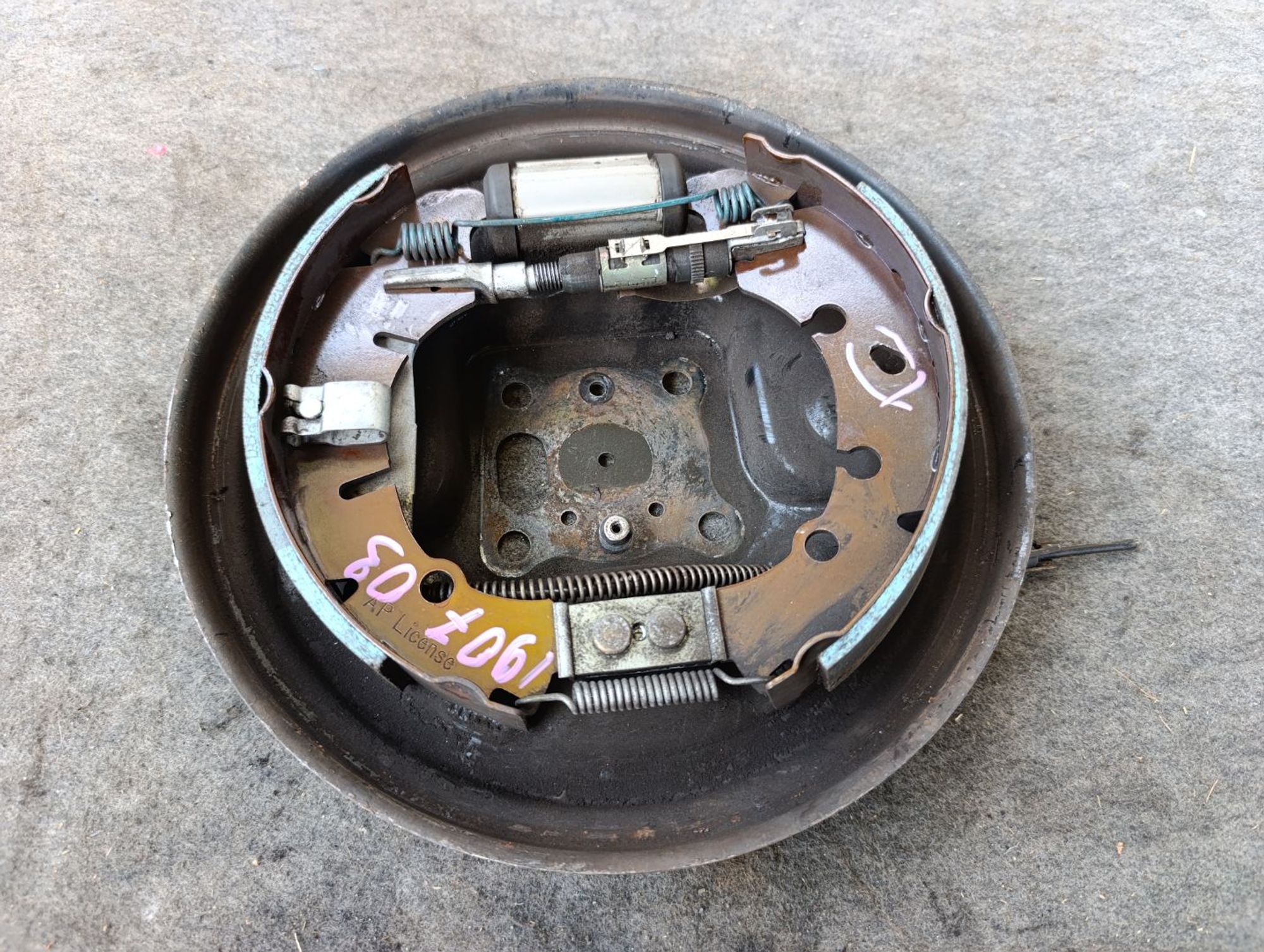 https://ycs.partsauto.market/partsauto-images/thmbs/userImages/d9b05010c61782443e0b3e264cf05921/part/3cbdaa69-c5b8-44ad-80f2-89855601997e_1784454139965.jpg