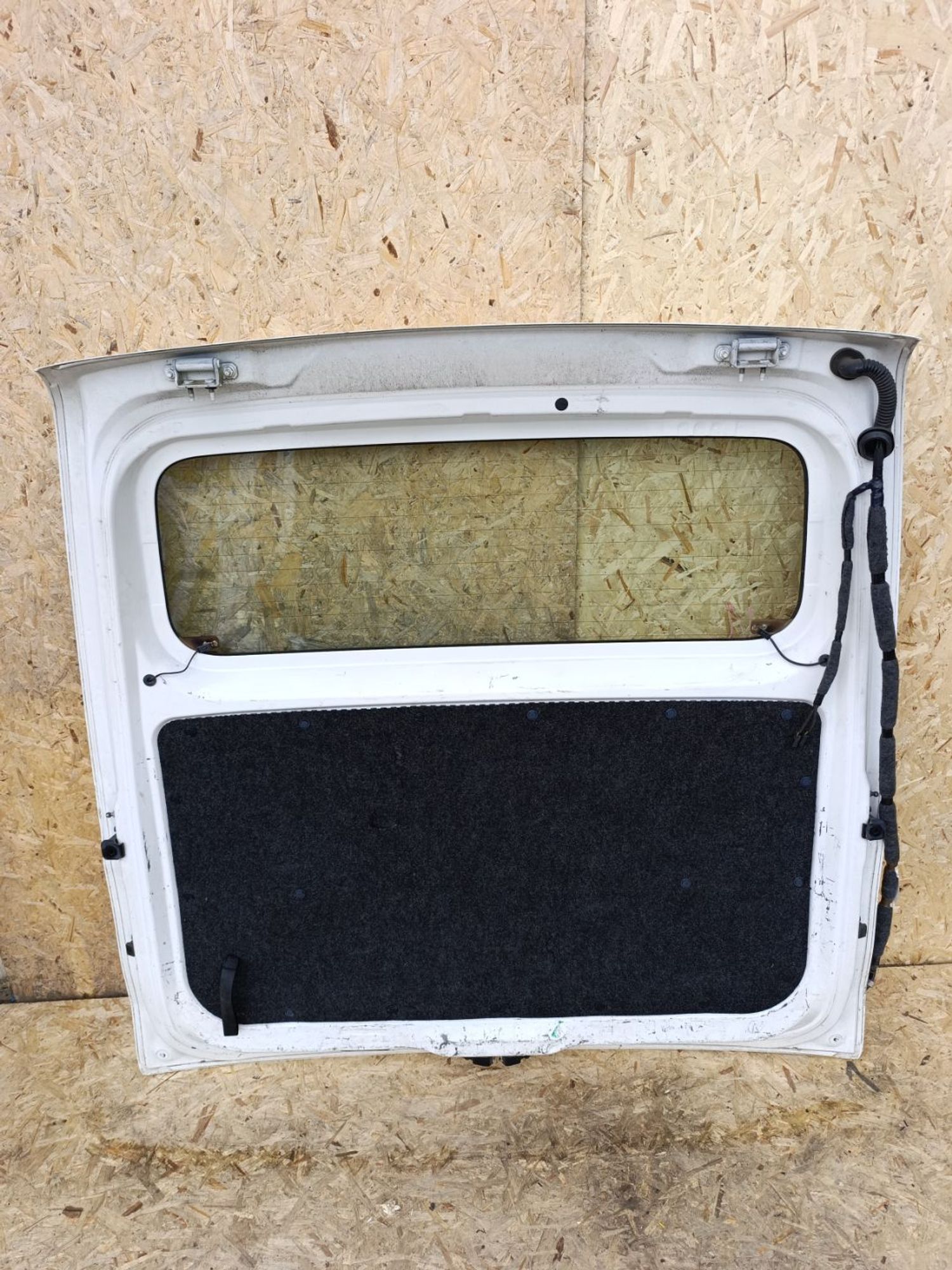 https://ycs.partsauto.market/partsauto-images/thmbs/userImages/d9b05010c61782443e0b3e264cf05921/part/3d8d764e-3b86-4d61-872a-d5e0707a1b47_1781965794106.jpg