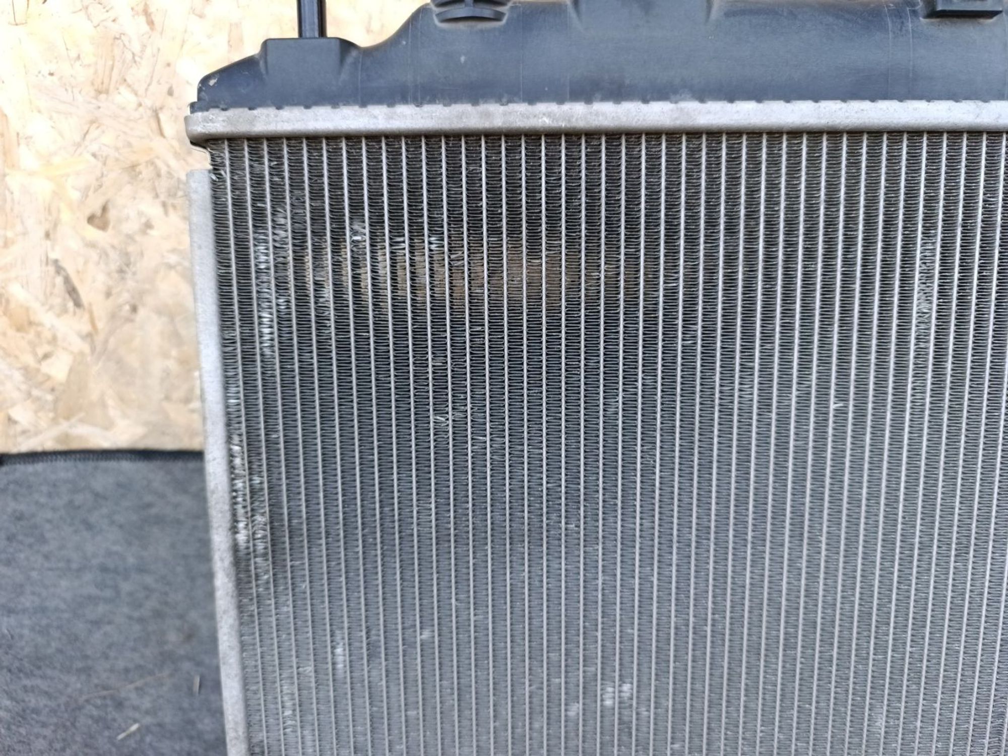 https://ycs.partsauto.market/partsauto-images/thmbs/userImages/d9b05010c61782443e0b3e264cf05921/part/3e40e0cf-db52-42b1-abbf-ded368064295_1781625439219.jpg