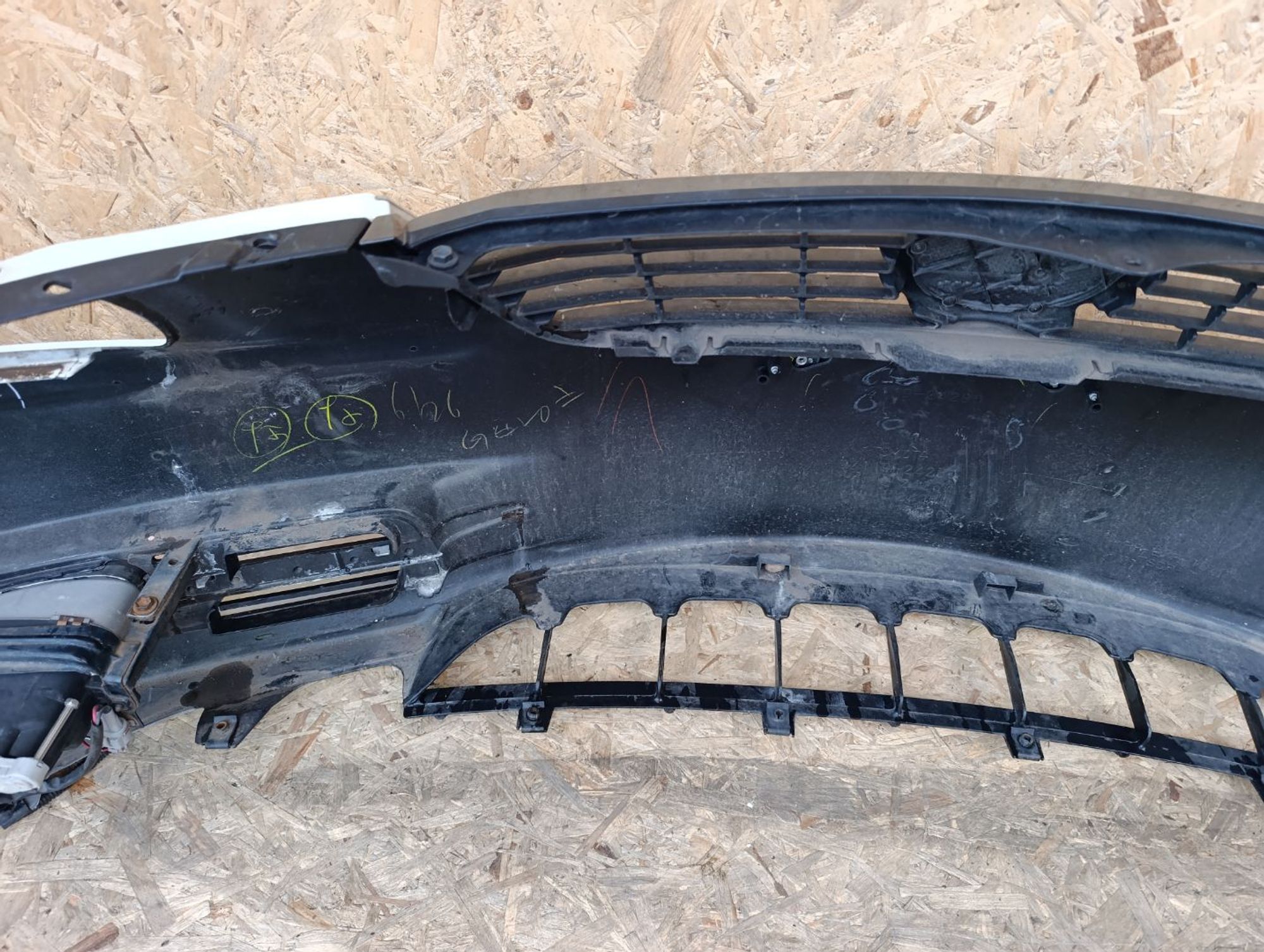 https://ycs.partsauto.market/partsauto-images/thmbs/userImages/d9b05010c61782443e0b3e264cf05921/part/3ea35d1d-8ba5-43a9-8aab-371f495590a4_1782751035197.jpg