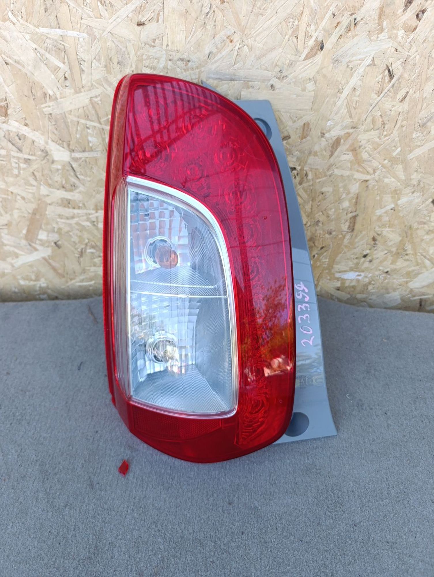 https://ycs.partsauto.market/partsauto-images/thmbs/userImages/d9b05010c61782443e0b3e264cf05921/part/3f4dd7d2-ae5f-4db0-9c9b-192235c94390_1784551575089.jpg