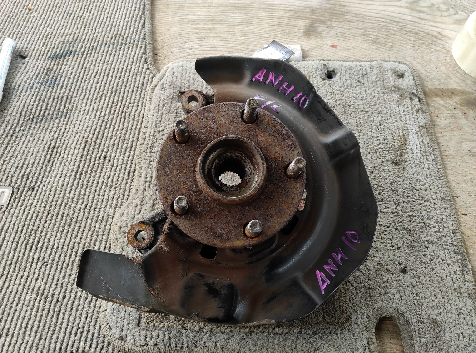 Ступица передняя левая Toyota Alphard anh10, 2000 рублей, Ленина