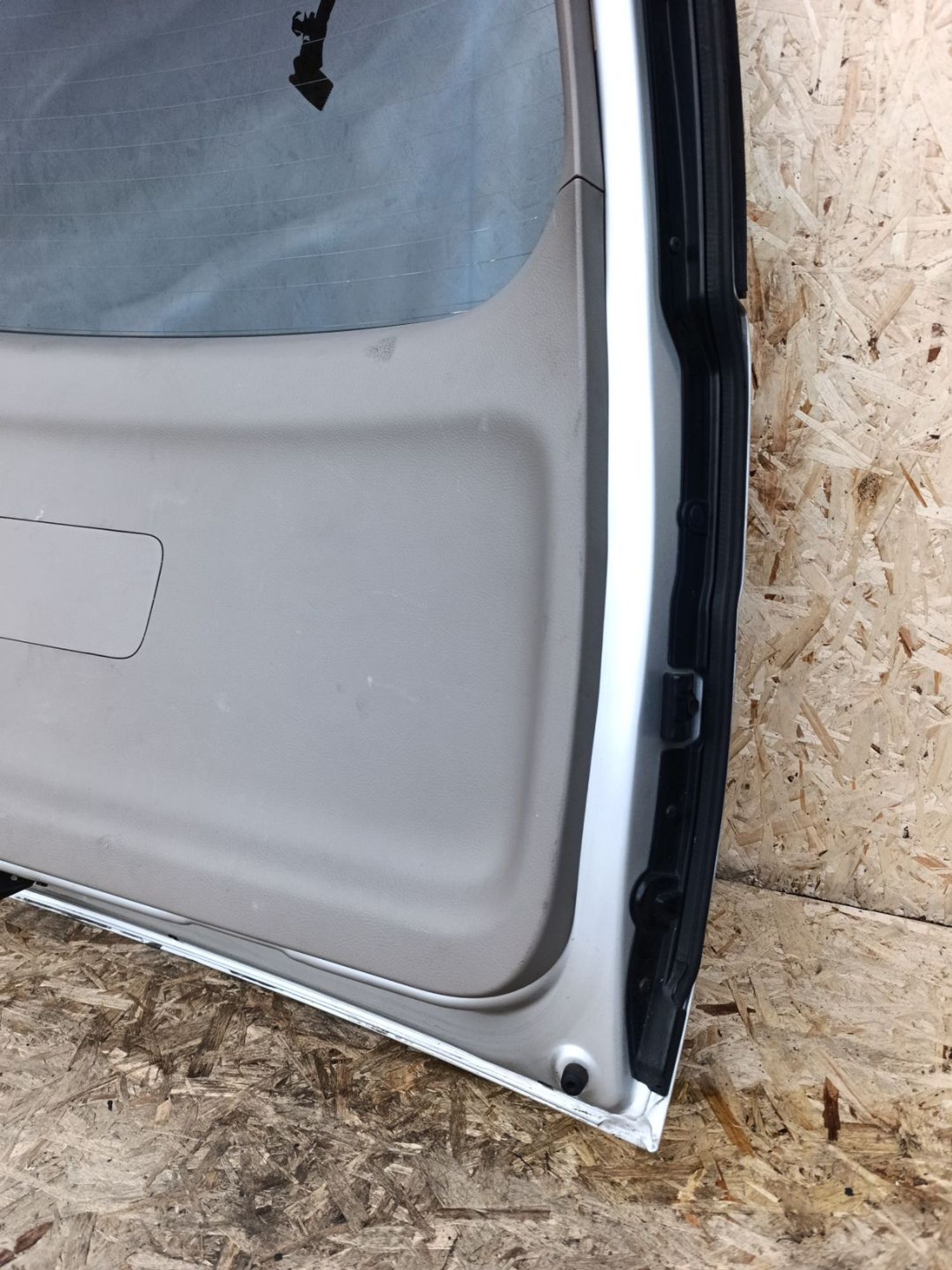 https://ycs.partsauto.market/partsauto-images/thmbs/userImages/d9b05010c61782443e0b3e264cf05921/part/41150b77-63ab-4738-af57-64cc5f86c56a_1781970847126.jpg