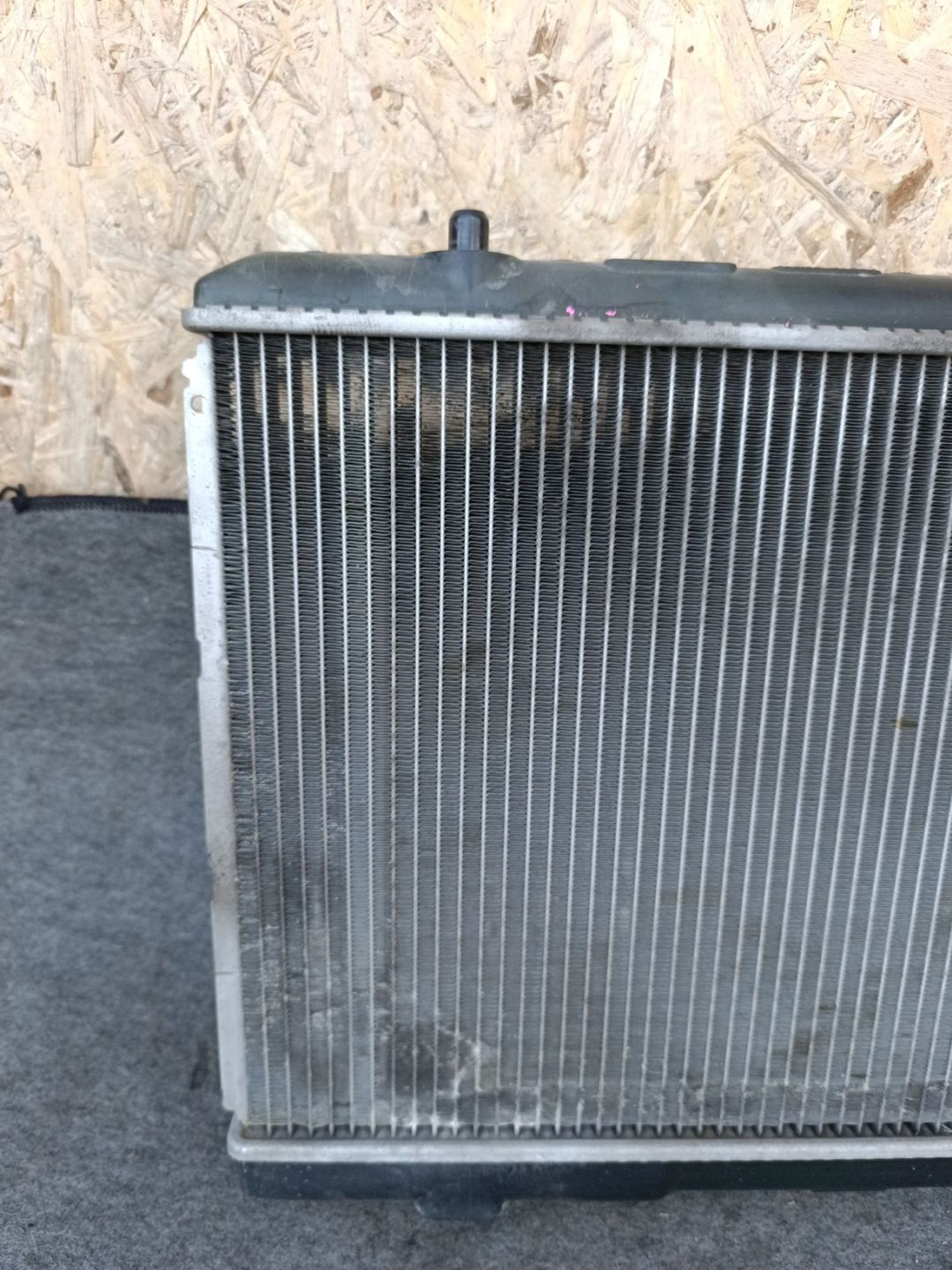 https://ycs.partsauto.market/partsauto-images/thmbs/userImages/d9b05010c61782443e0b3e264cf05921/part/41e7ec7b-7ad5-4dd5-ac8a-ec44f5ba11e0_1781365591431.jpg