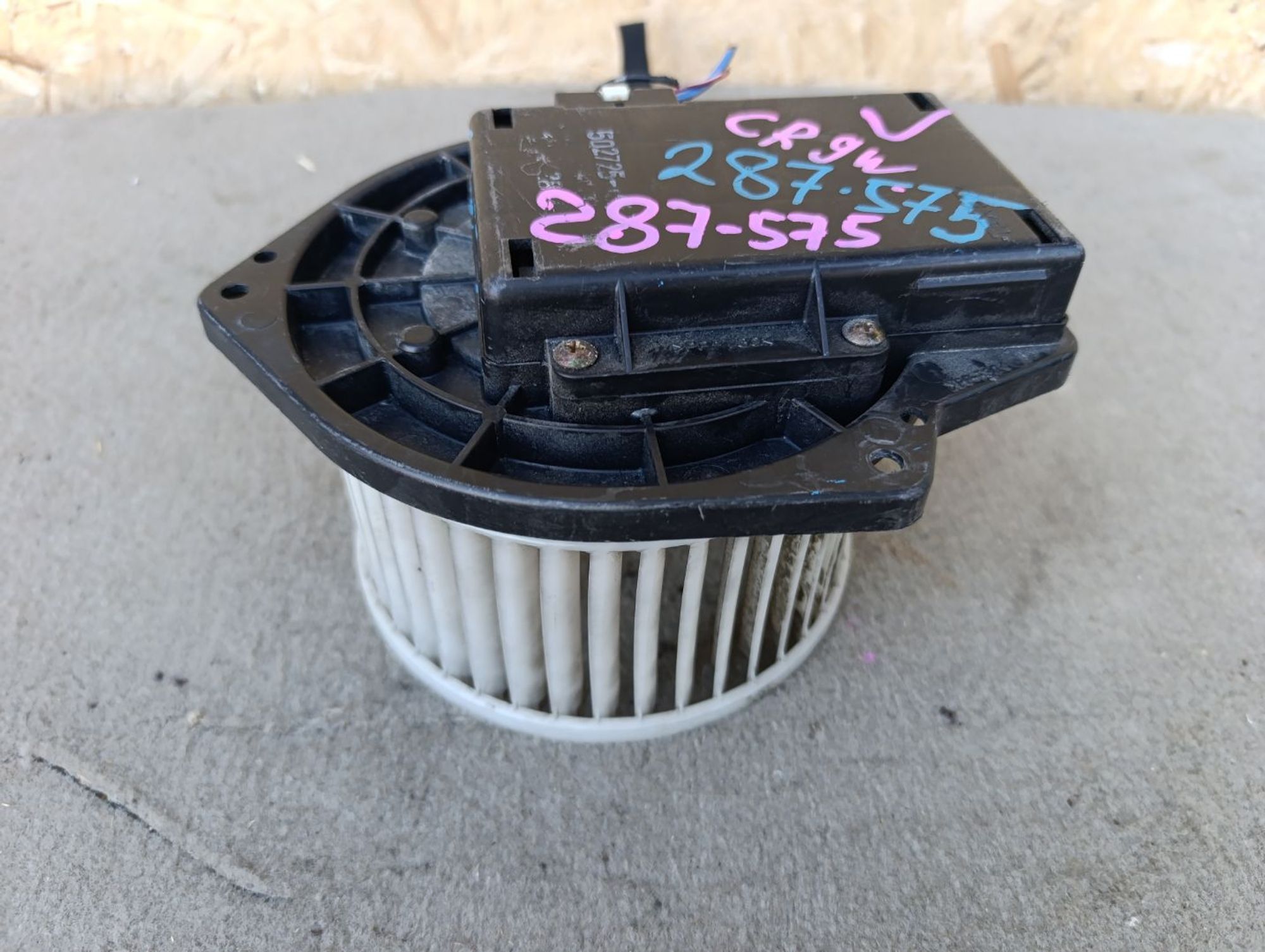 https://ycs.partsauto.market/partsauto-images/thmbs/userImages/d9b05010c61782443e0b3e264cf05921/part/42051a18-c288-4e34-964c-5915911c7acf_1785508376908.jpg