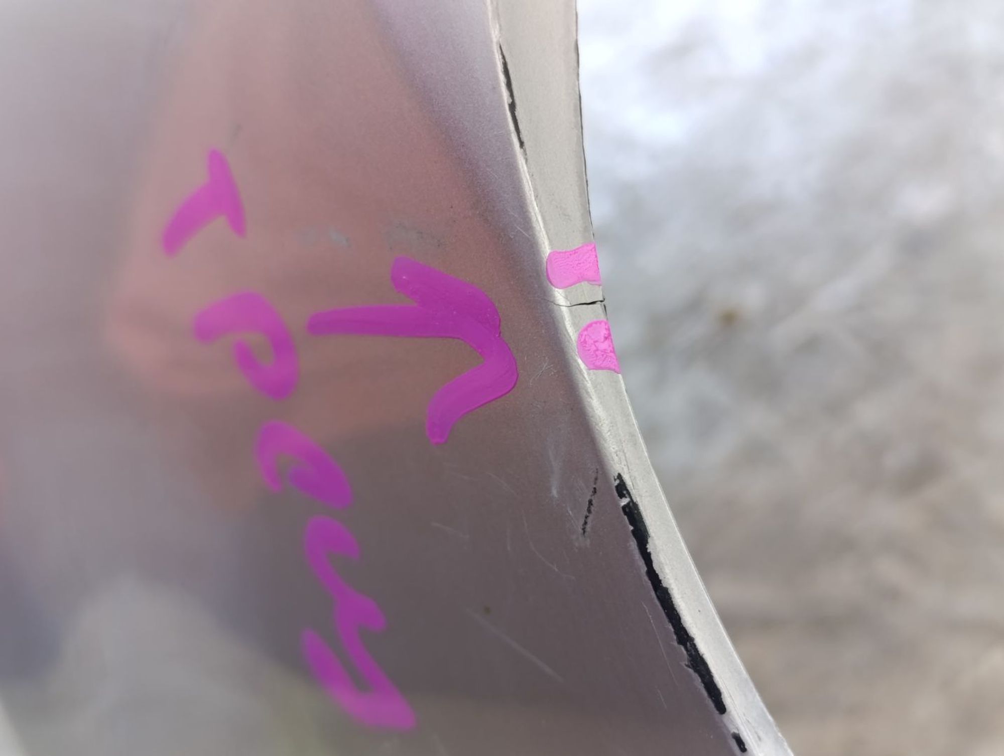 https://ycs.partsauto.market/partsauto-images/thmbs/userImages/d9b05010c61782443e0b3e264cf05921/part/4233fb5b-6d8b-404a-b75e-d9961d16e820_1783177384179.jpg
