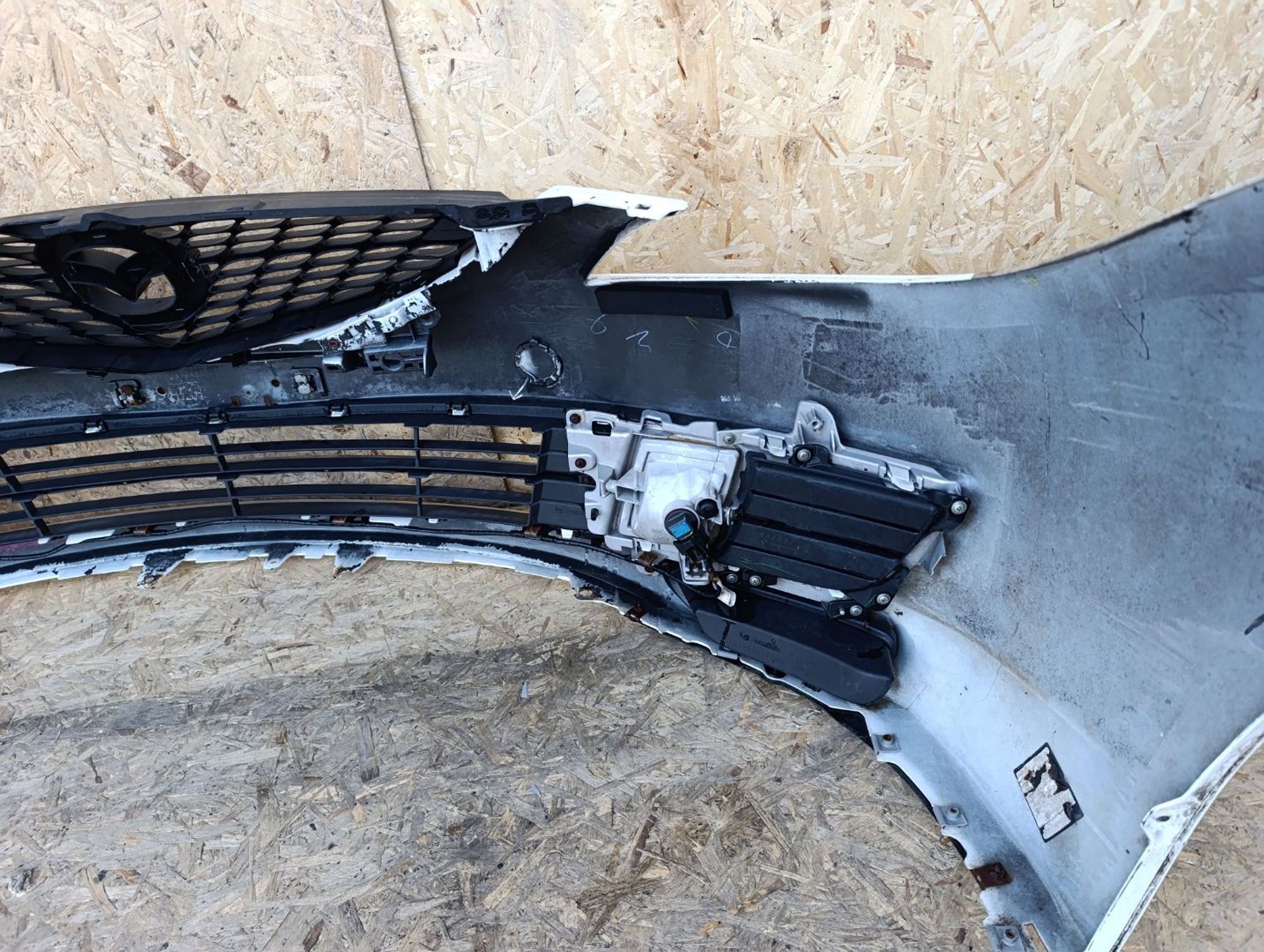 https://ycs.partsauto.market/partsauto-images/thmbs/userImages/d9b05010c61782443e0b3e264cf05921/part/4432f1d8-26c8-41f5-92d6-5d42185a9178_1783353190471.jpg
