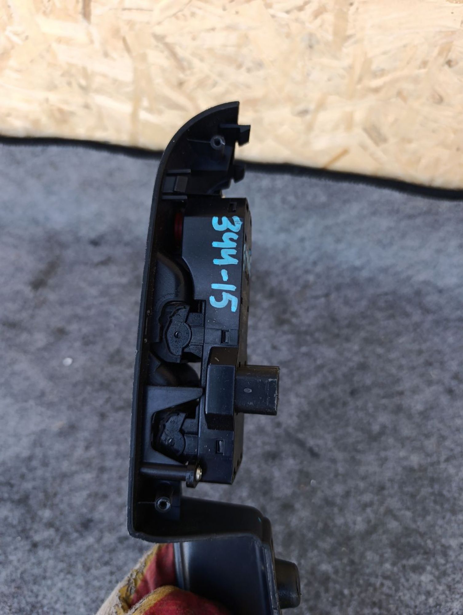 https://ycs.partsauto.market/partsauto-images/thmbs/userImages/d9b05010c61782443e0b3e264cf05921/part/45f7c834-97ea-4ddd-95ab-188d9b4a624a_1783432376025.jpg