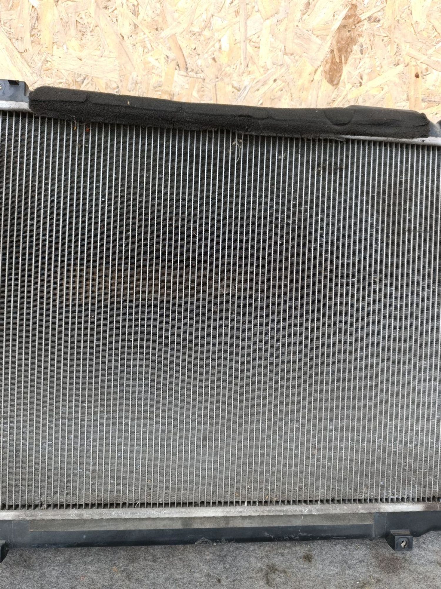 https://ycs.partsauto.market/partsauto-images/thmbs/userImages/d9b05010c61782443e0b3e264cf05921/part/46b78bad-afc8-47a6-ba80-08d4c74cc0f8_1781104486984.jpg