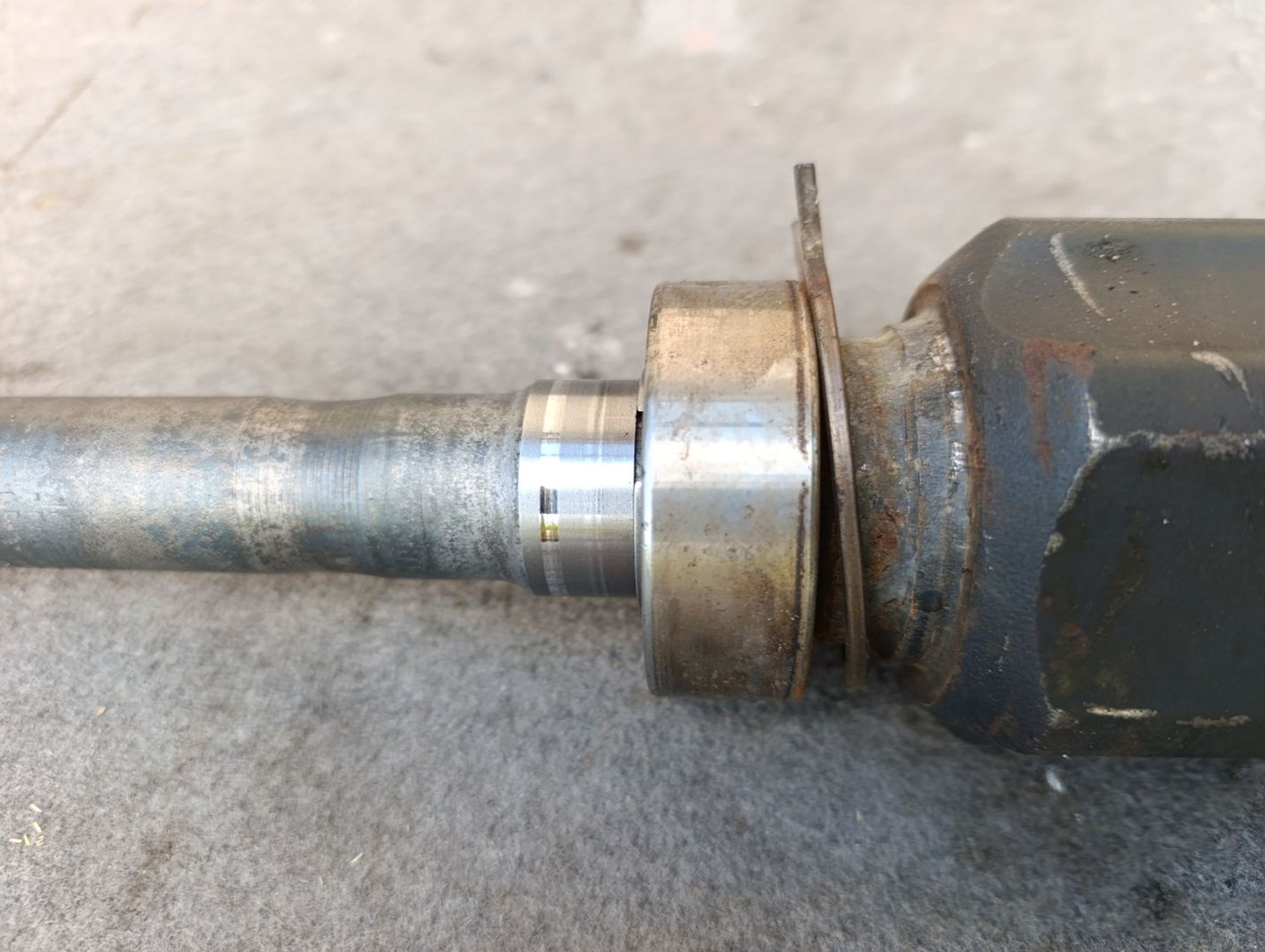https://ycs.partsauto.market/partsauto-images/thmbs/userImages/d9b05010c61782443e0b3e264cf05921/part/46b95757-d7fc-45e2-99b1-9949748f3f04_1783773745743.jpg