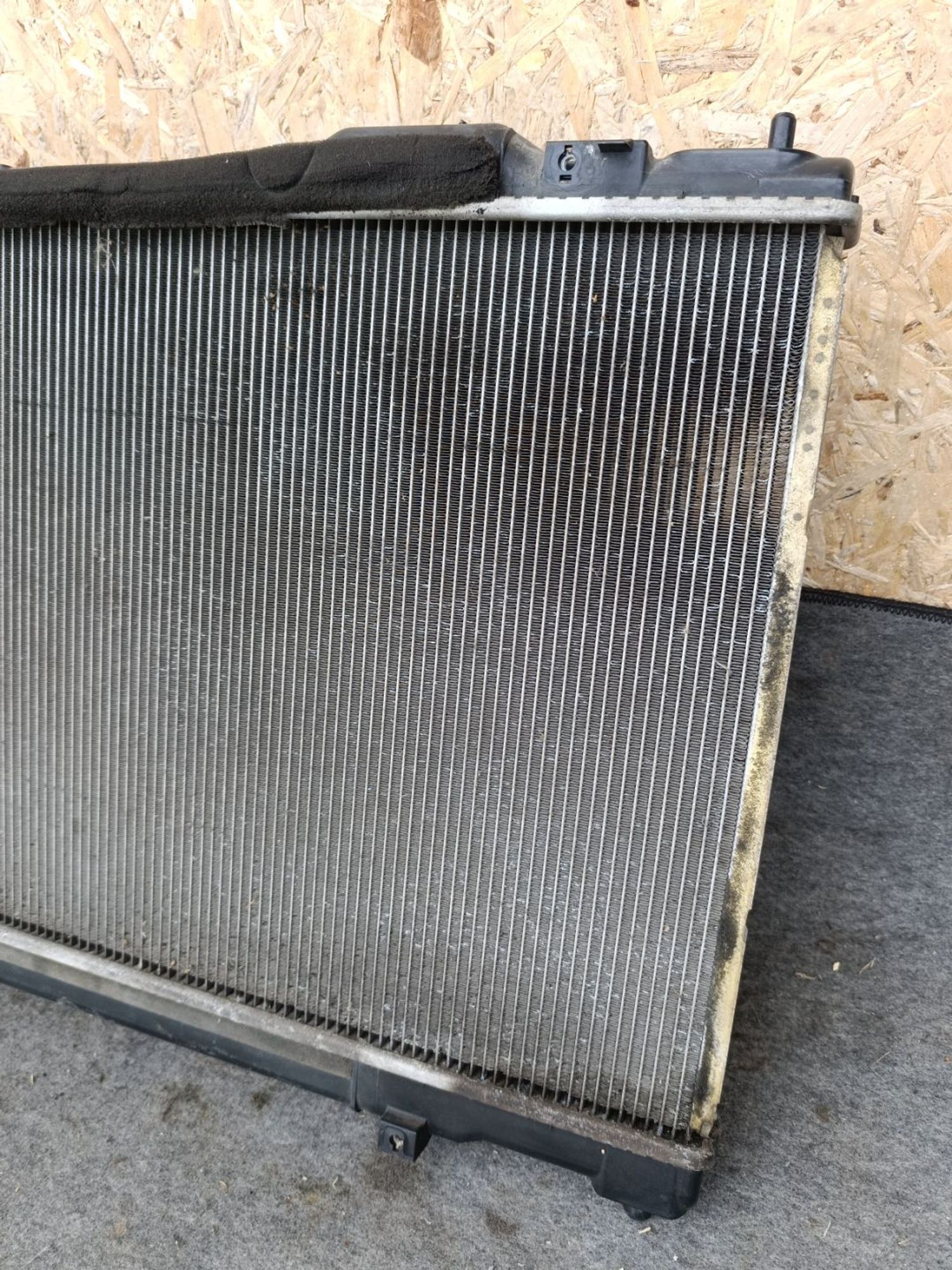 https://ycs.partsauto.market/partsauto-images/thmbs/userImages/d9b05010c61782443e0b3e264cf05921/part/470308fa-dea2-454b-a5b7-d9677ddea6b4_1781098354940.jpg