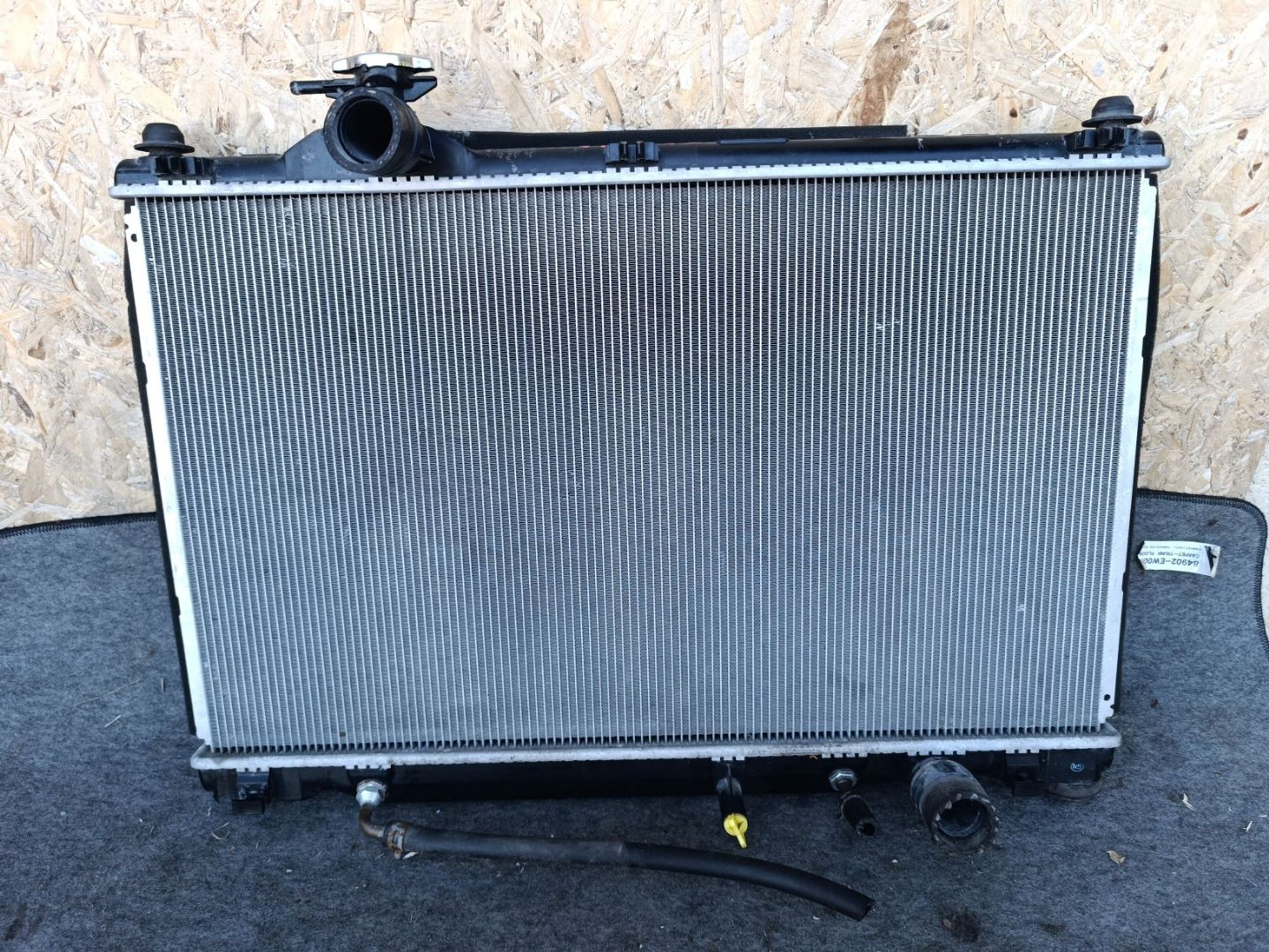 https://ycs.partsauto.market/partsauto-images/thmbs/userImages/d9b05010c61782443e0b3e264cf05921/part/48d80114-9cb3-4603-8ff3-25c063a4c29f_1781621119513.jpg