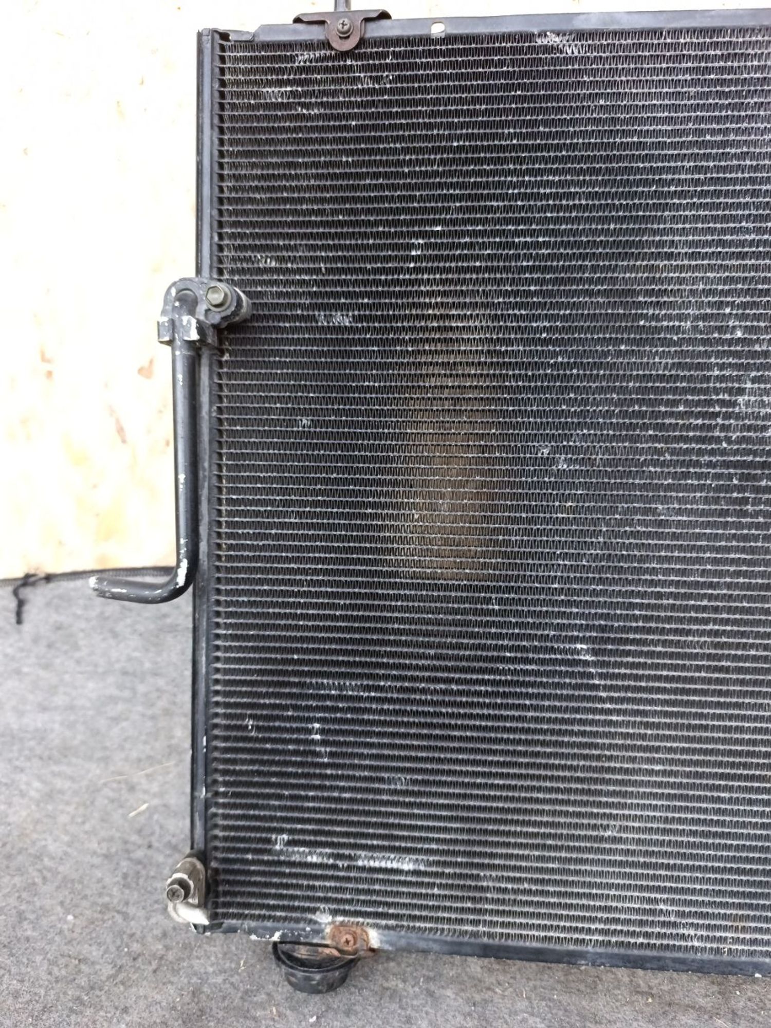 https://ycs.partsauto.market/partsauto-images/thmbs/userImages/d9b05010c61782443e0b3e264cf05921/part/49565772-18a8-45b1-b1a4-b6430e2e2c89_1781626477427.jpg