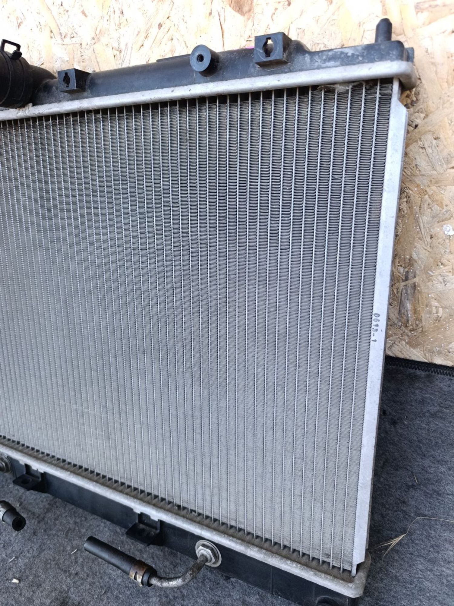 https://ycs.partsauto.market/partsauto-images/thmbs/userImages/d9b05010c61782443e0b3e264cf05921/part/4a13ec35-cf10-4c29-88d3-f2e215b480b6_1781620056538.jpg