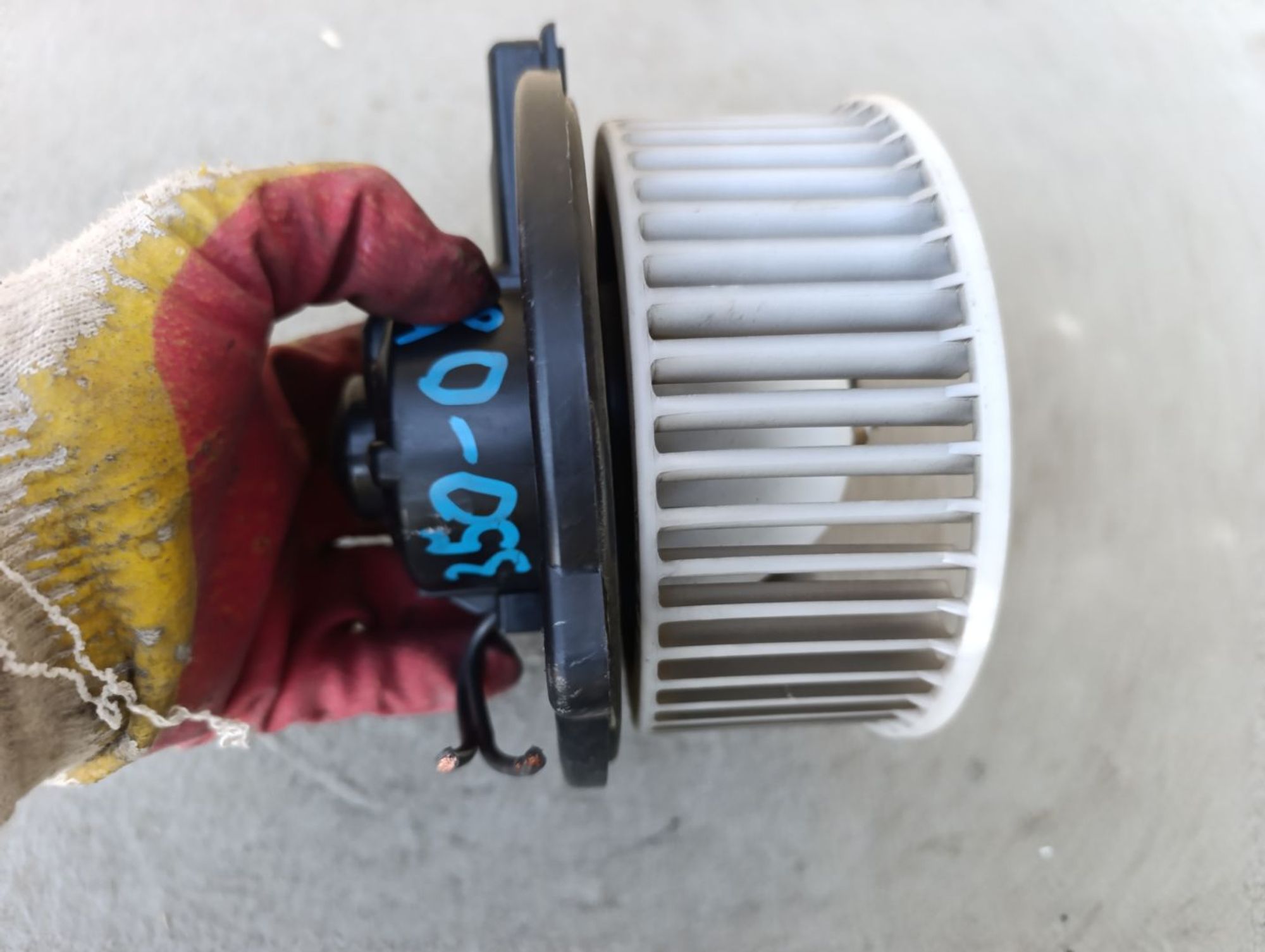 https://ycs.partsauto.market/partsauto-images/thmbs/userImages/d9b05010c61782443e0b3e264cf05921/part/4b0ae999-1452-42c3-a39f-cf8851ea278e_1785424587588.jpg