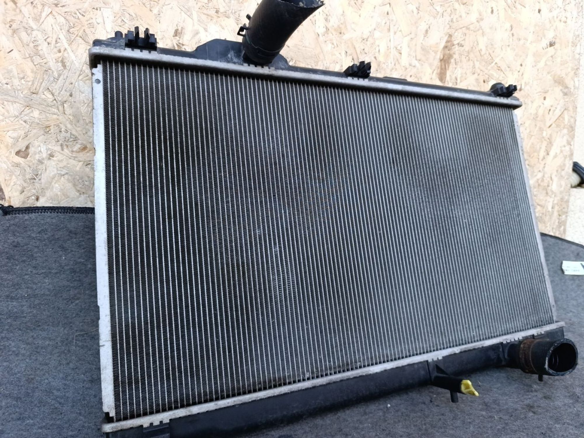 https://ycs.partsauto.market/partsauto-images/thmbs/userImages/d9b05010c61782443e0b3e264cf05921/part/4c670f02-cd3f-4d74-b1ac-36f0fbafbc0b_1781194749323.jpg