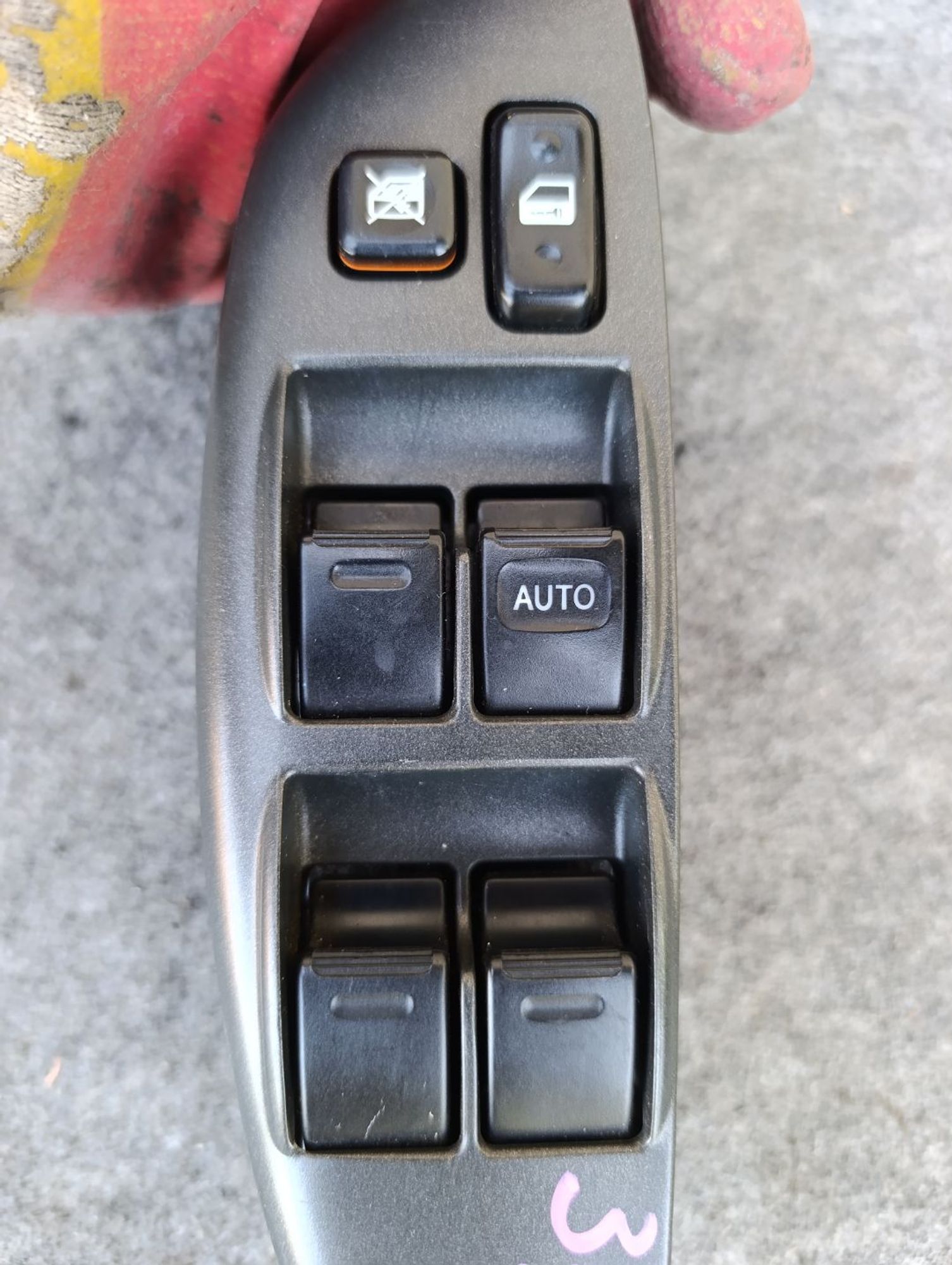 https://ycs.partsauto.market/partsauto-images/thmbs/userImages/d9b05010c61782443e0b3e264cf05921/part/4c73d867-71b4-4aa5-9a8f-bbccab3e7871_1783432520613.jpg