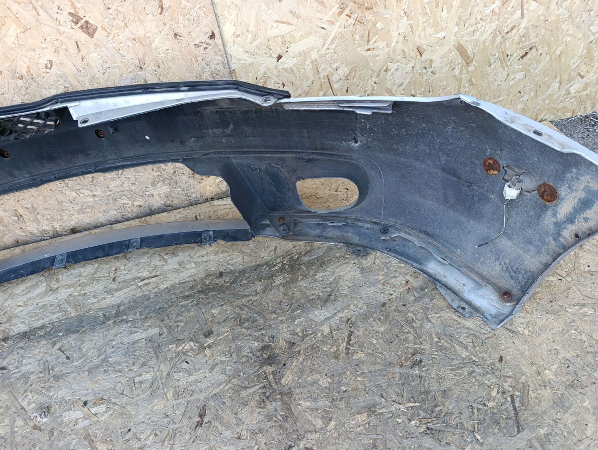 https://ycs.partsauto.market/partsauto-images/thmbs/userImages/d9b05010c61782443e0b3e264cf05921/part/4e6e1a12-7d8d-4621-96e8-020ad8d031fa_1783091894107.jpg