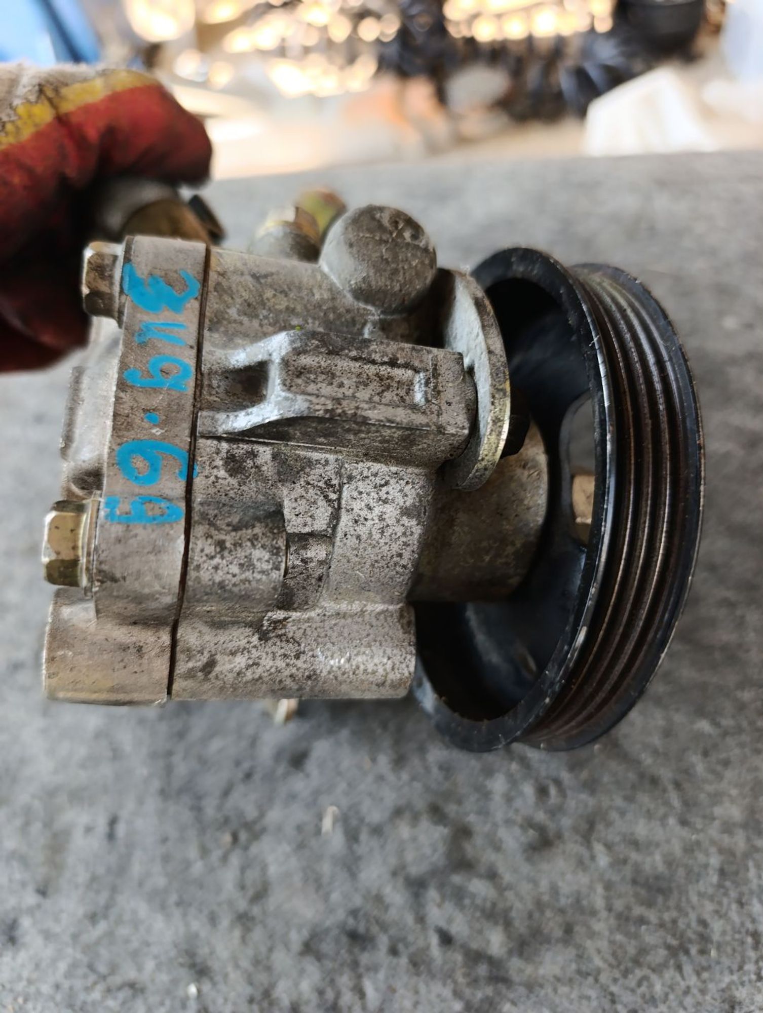 https://ycs.partsauto.market/partsauto-images/thmbs/userImages/d9b05010c61782443e0b3e264cf05921/part/4ebcceb5-594b-434e-9dda-12d88906e049_1783513464704.jpg