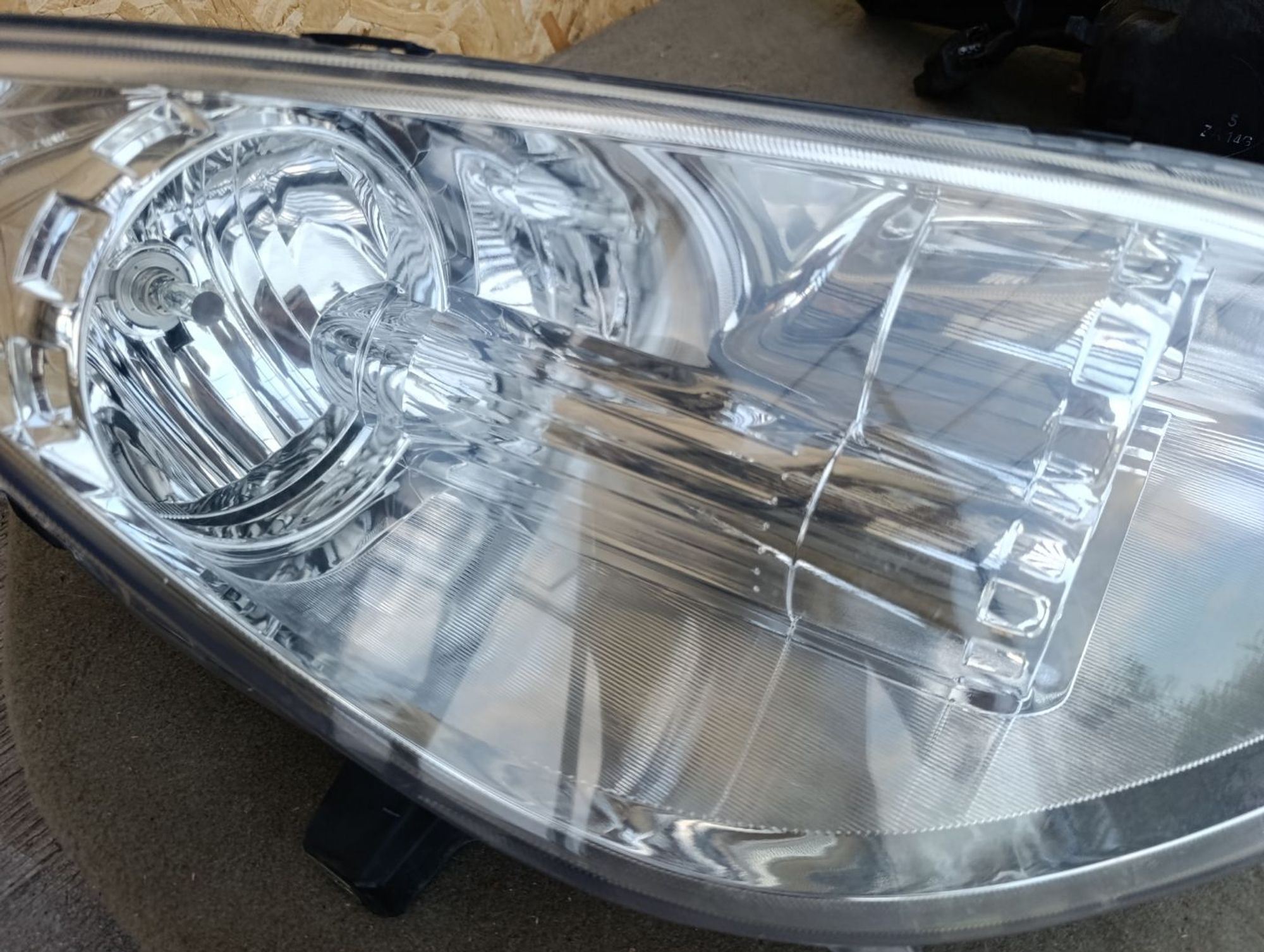 https://ycs.partsauto.market/partsauto-images/thmbs/userImages/d9b05010c61782443e0b3e264cf05921/part/4fd3ca42-80d9-4f1a-99b2-44fdcbe7079f_1784991667143.jpg