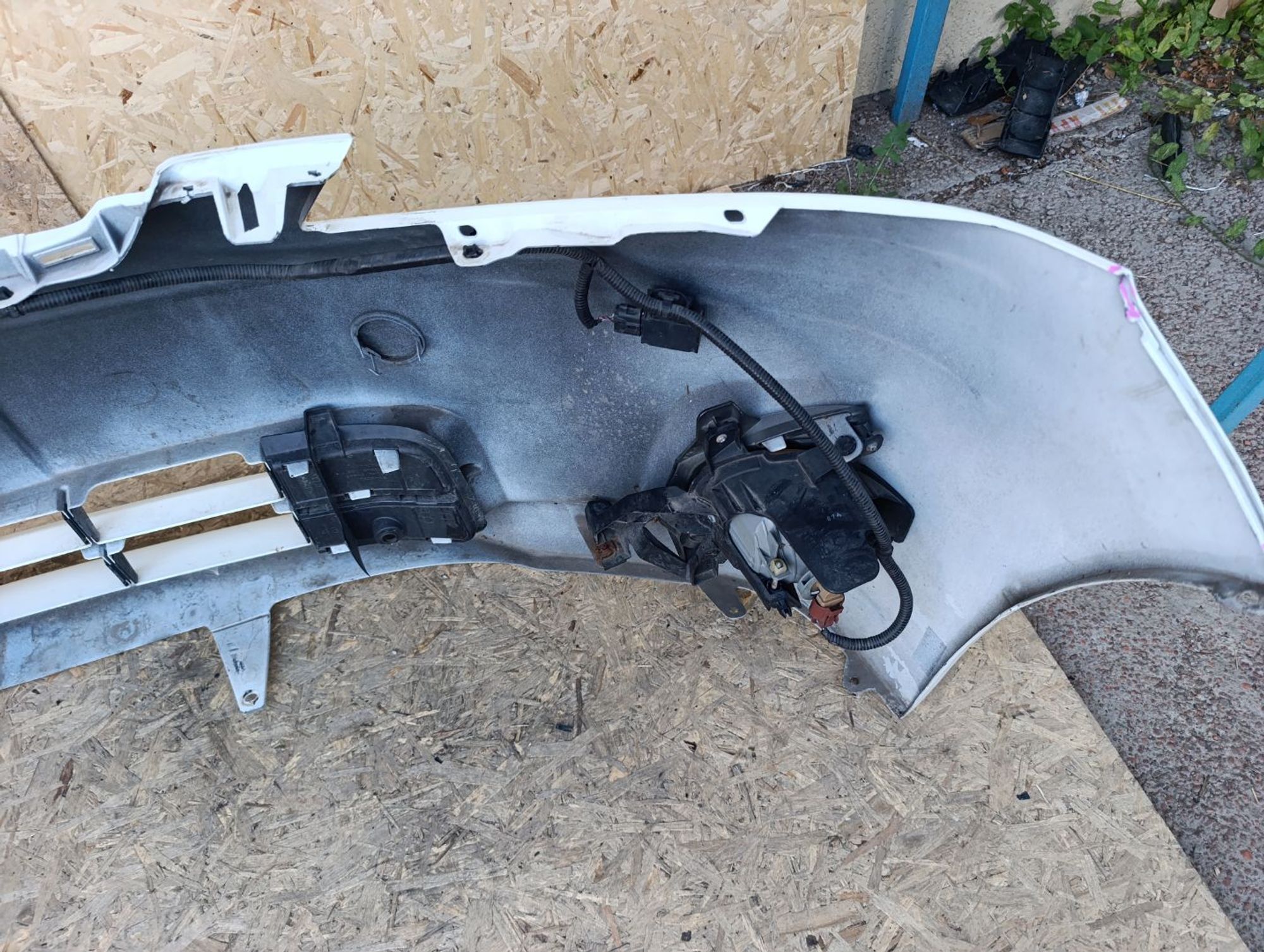 https://ycs.partsauto.market/partsauto-images/thmbs/userImages/d9b05010c61782443e0b3e264cf05921/part/503275b1-d5a0-4b1d-8265-4a2b519461f7_1783267800834.jpg