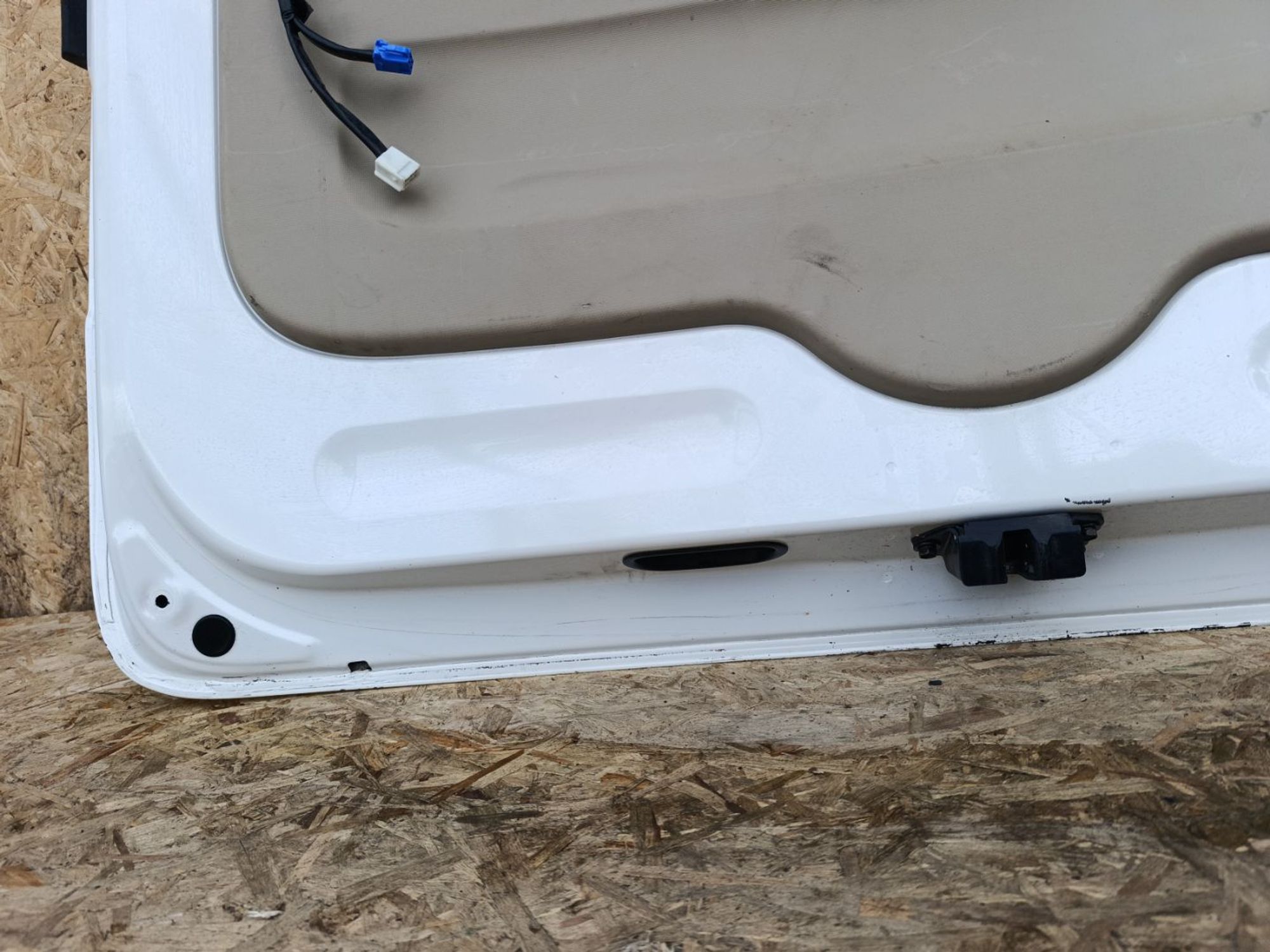 https://ycs.partsauto.market/partsauto-images/thmbs/userImages/d9b05010c61782443e0b3e264cf05921/part/5093ba52-e4fc-4d74-b13e-c00c9aa84bde_1781970084511.jpg