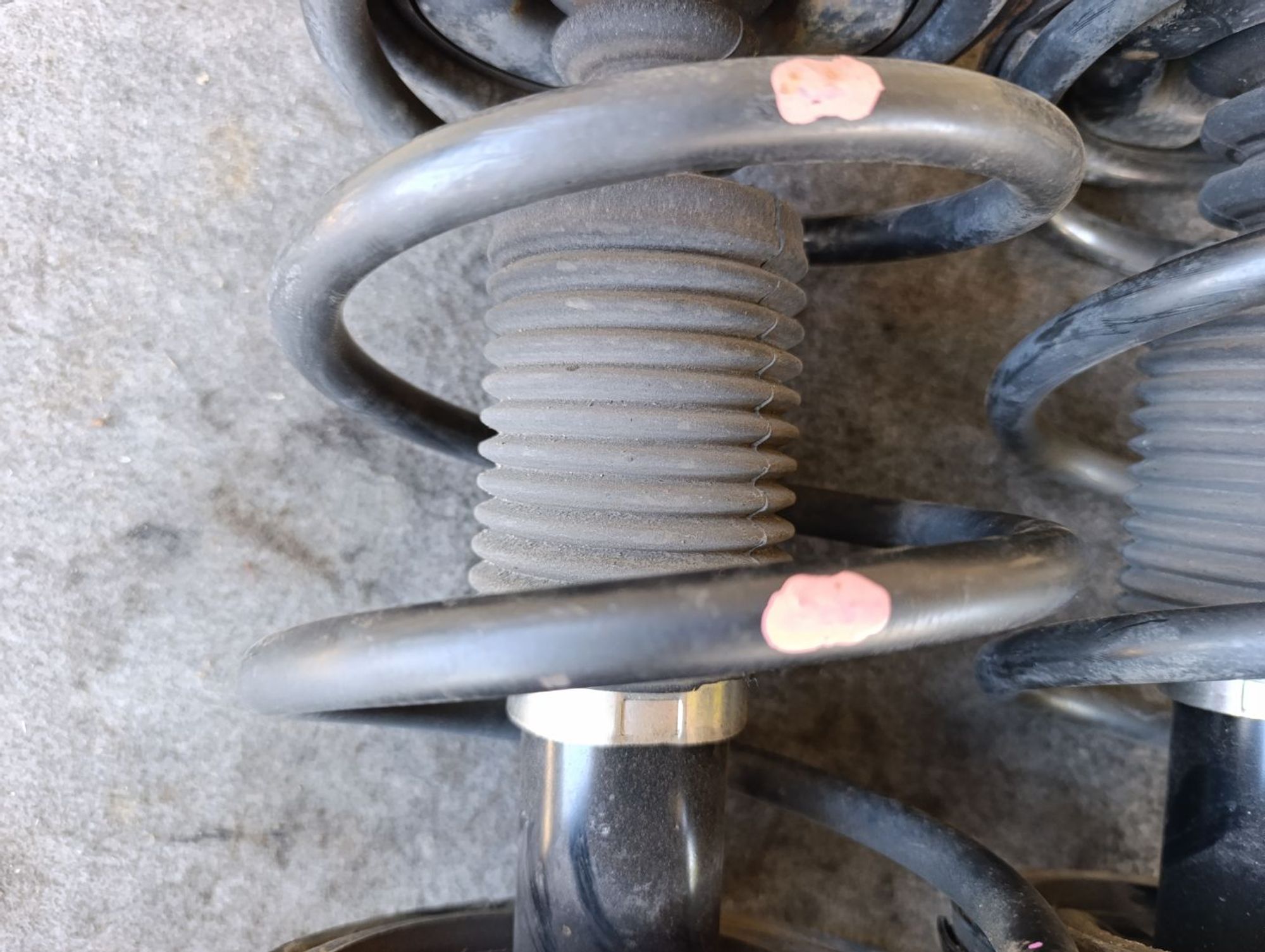 https://ycs.partsauto.market/partsauto-images/thmbs/userImages/d9b05010c61782443e0b3e264cf05921/part/51703e16-eca7-4348-a537-3fcb321a0afd_1783758493235.jpg