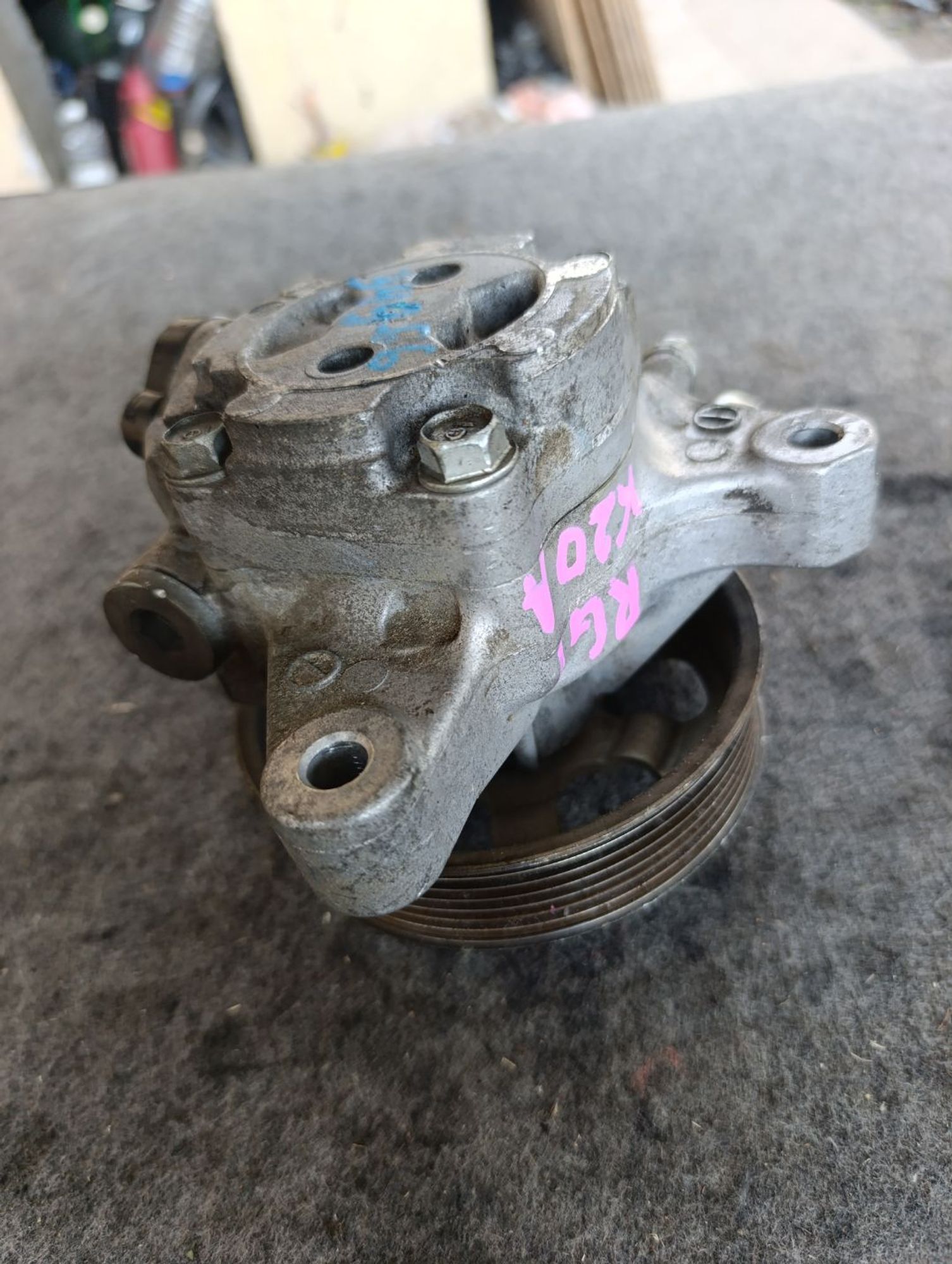 https://ycs.partsauto.market/partsauto-images/thmbs/userImages/d9b05010c61782443e0b3e264cf05921/part/517fbee6-1950-4ab3-b5b3-572f3dad0de3_1783513787391.jpg