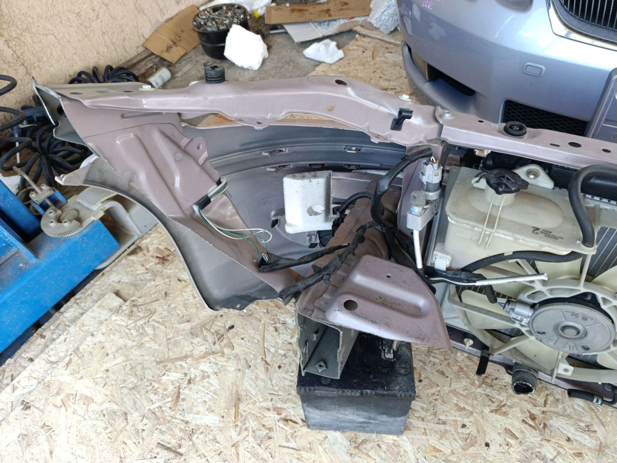 https://ycs.partsauto.market/partsauto-images/thmbs/userImages/d9b05010c61782443e0b3e264cf05921/part/518c19e1-69a7-4bf0-9a71-ff72d089f264_1781251583676.jpg