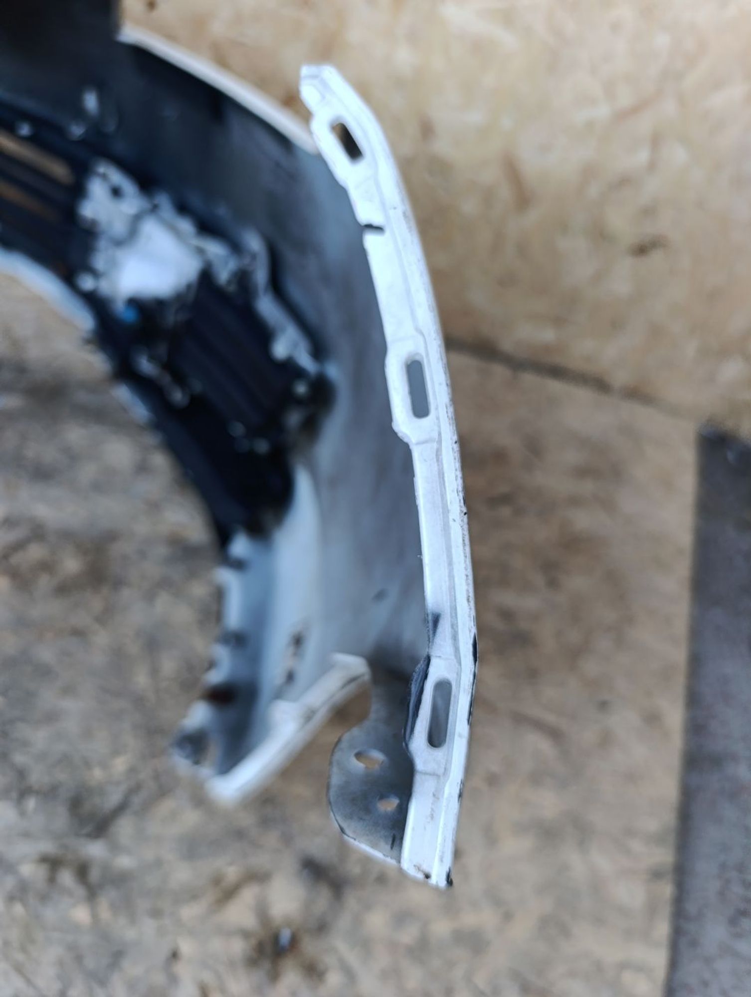 https://ycs.partsauto.market/partsauto-images/thmbs/userImages/d9b05010c61782443e0b3e264cf05921/part/52311c54-8814-44f2-9834-57c5aee4c05a_1783353189109.jpg