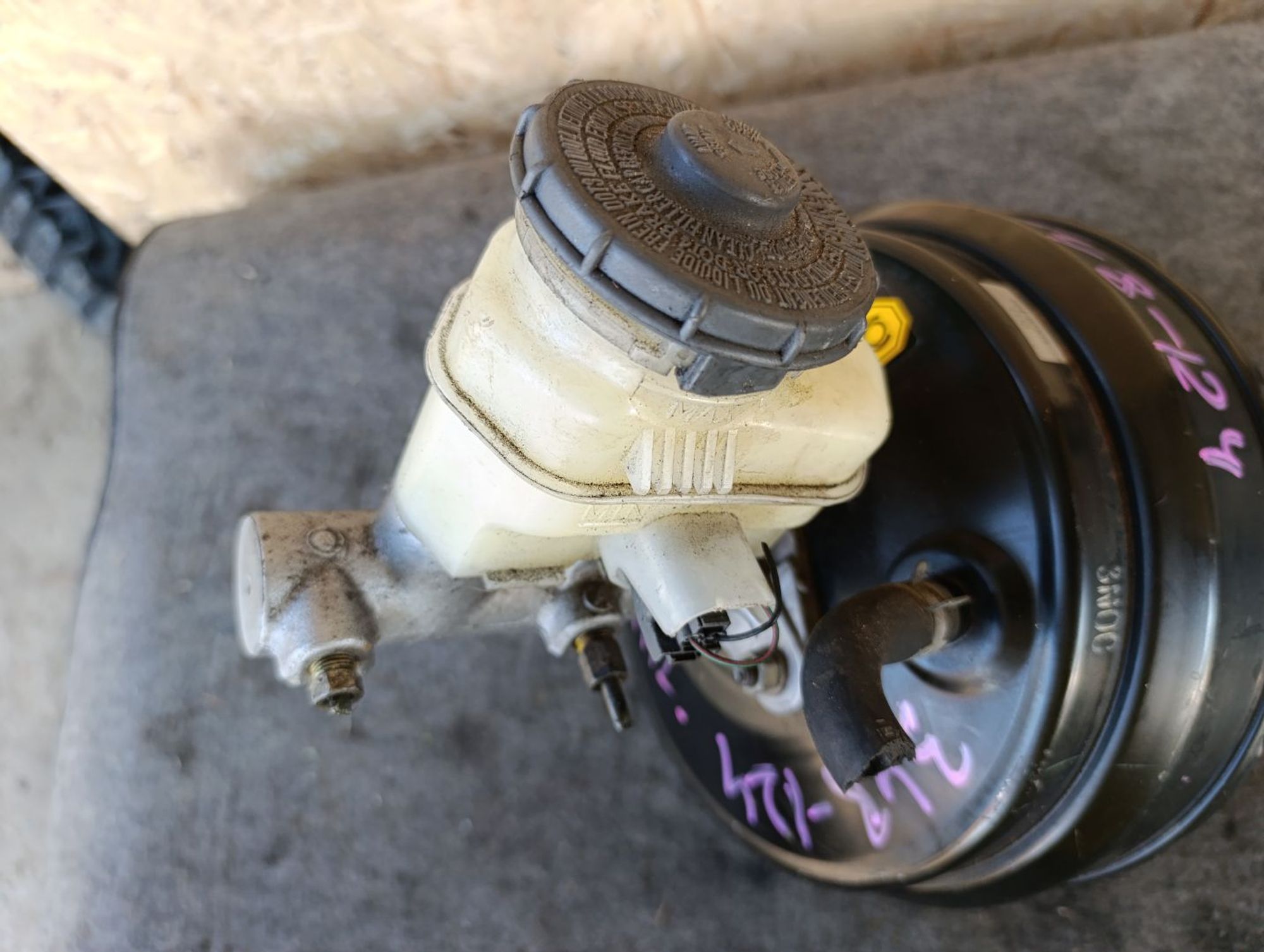 https://ycs.partsauto.market/partsauto-images/thmbs/userImages/d9b05010c61782443e0b3e264cf05921/part/52ed4bc2-0c1e-4f01-bb63-0e17c3f91aa4_1783752794997.jpg