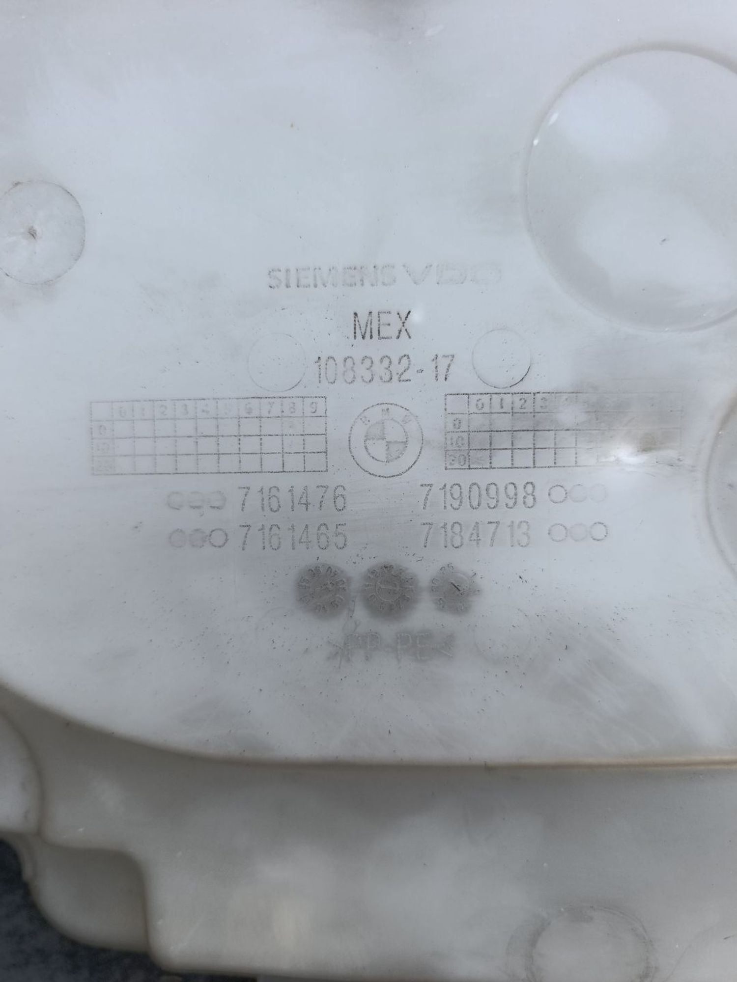 https://ycs.partsauto.market/partsauto-images/thmbs/userImages/d9b05010c61782443e0b3e264cf05921/part/53442480-c7aa-416d-ab4e-c022a35e4fe6_1785745683406.jpg