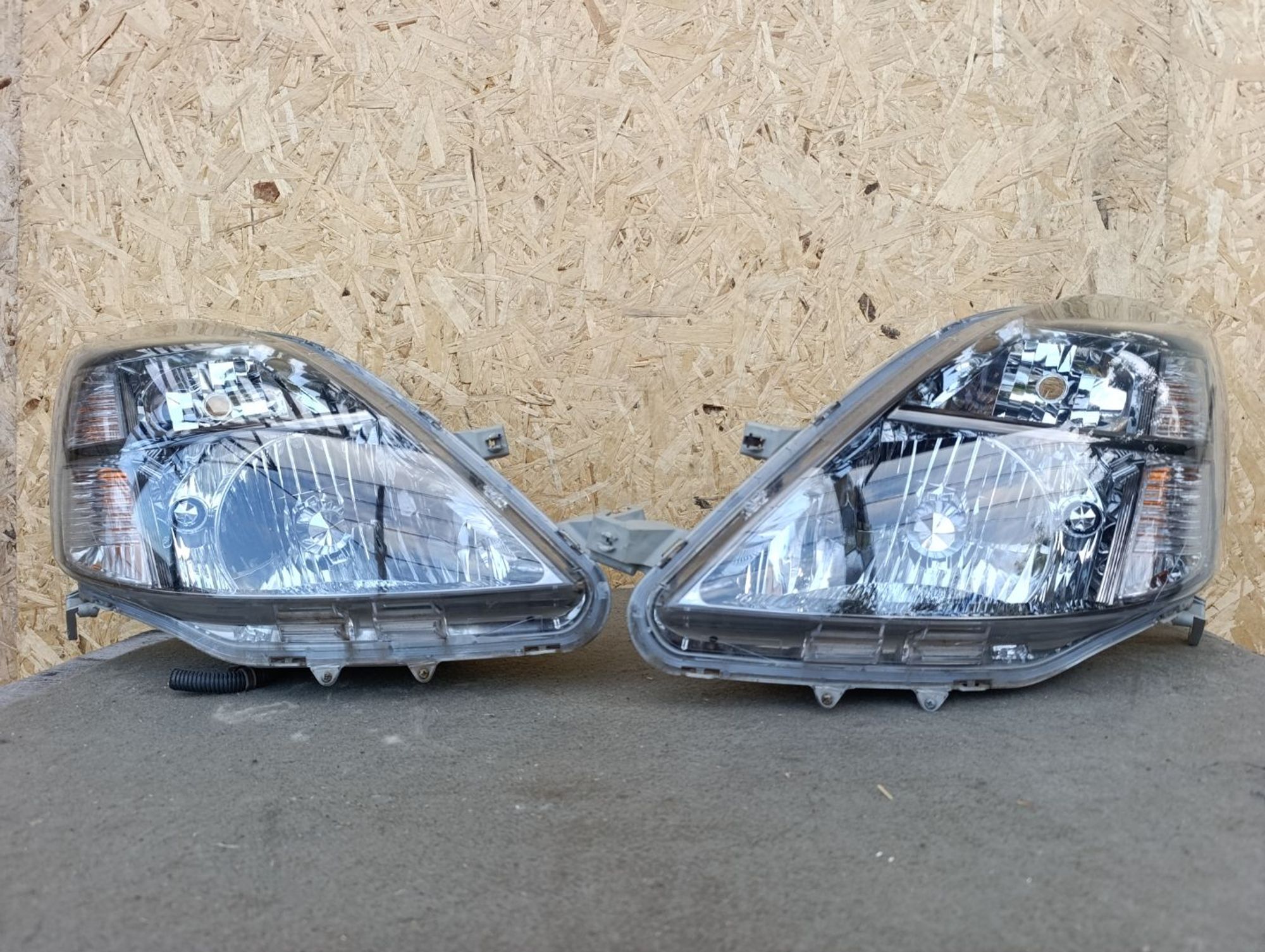 https://ycs.partsauto.market/partsauto-images/thmbs/userImages/d9b05010c61782443e0b3e264cf05921/part/541f491a-4170-47df-bae8-7bc8e2963621_1784992453741.jpg