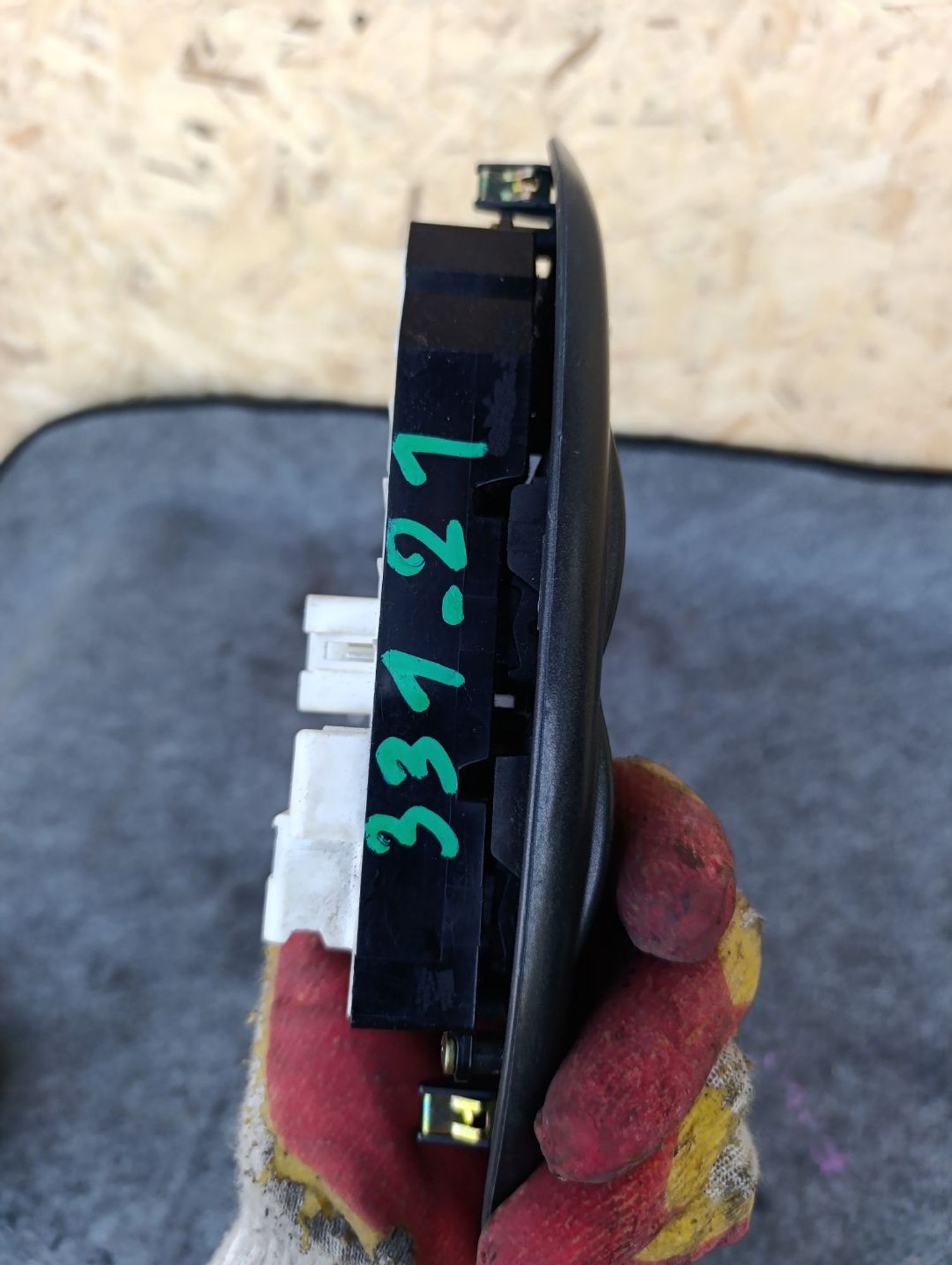 https://ycs.partsauto.market/partsauto-images/thmbs/userImages/d9b05010c61782443e0b3e264cf05921/part/5530aef9-f76c-496d-9adc-d315af11cac1_1783432457003.jpg