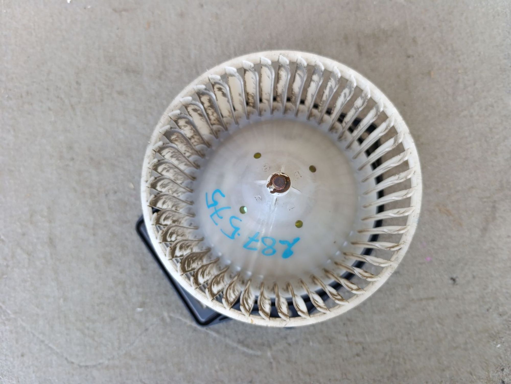 https://ycs.partsauto.market/partsauto-images/thmbs/userImages/d9b05010c61782443e0b3e264cf05921/part/5566c41d-5af2-4357-812b-2a3d3526dfd3_1785508384543.jpg