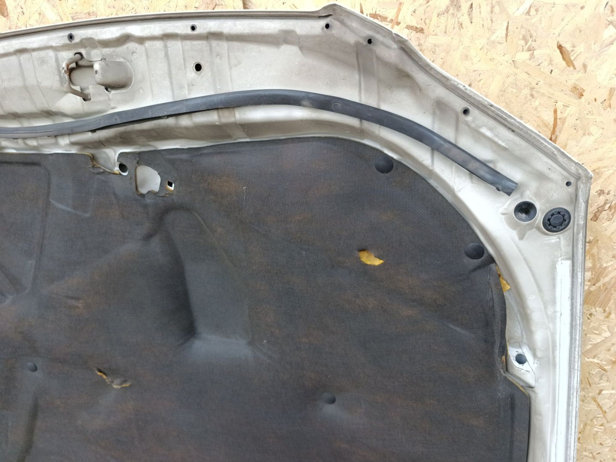 https://ycs.partsauto.market/partsauto-images/thmbs/userImages/d9b05010c61782443e0b3e264cf05921/part/558e30a9-4406-4956-a64b-f9d9789fd2e9_1781797779180.jpg