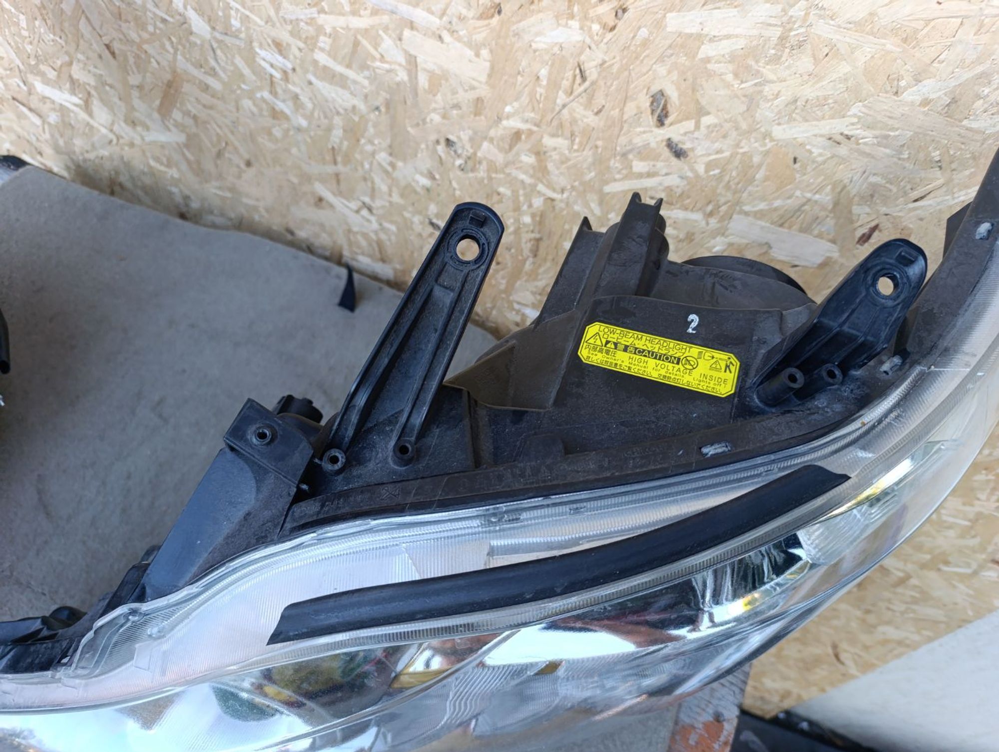 https://ycs.partsauto.market/partsauto-images/thmbs/userImages/d9b05010c61782443e0b3e264cf05921/part/56148c07-14c5-4672-81e2-845673f255e3_1785340368372.jpg