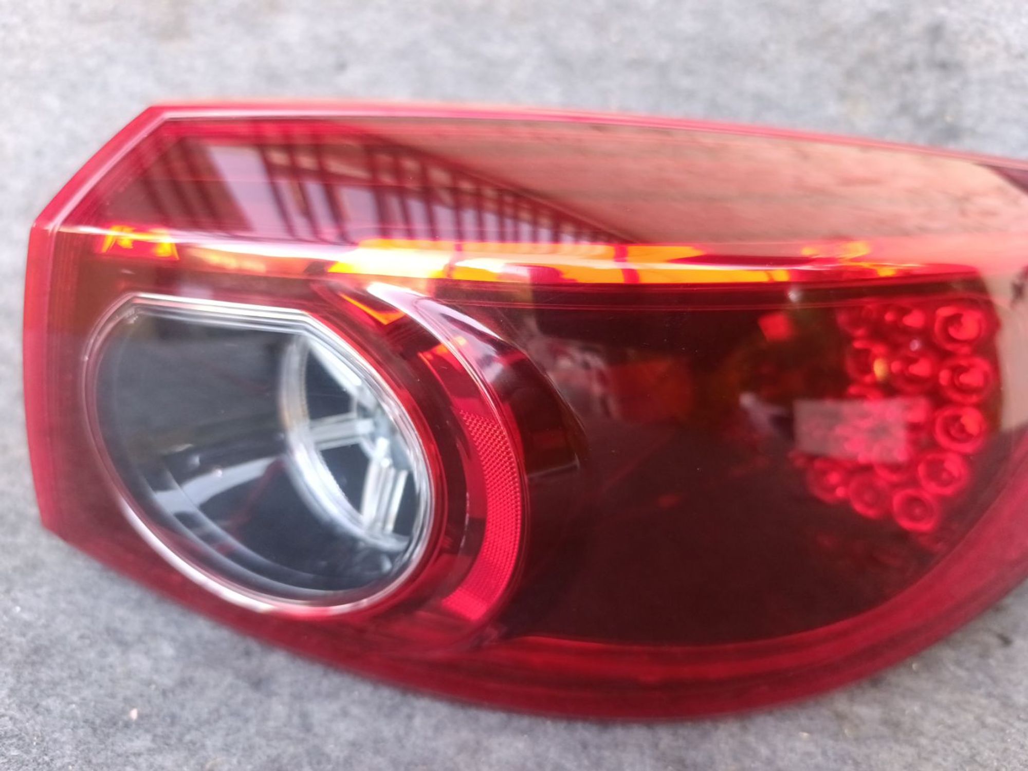 https://ycs.partsauto.market/partsauto-images/thmbs/userImages/d9b05010c61782443e0b3e264cf05921/part/56584413-04fc-467f-8d5a-821b56c74049_1780674448681.jpg